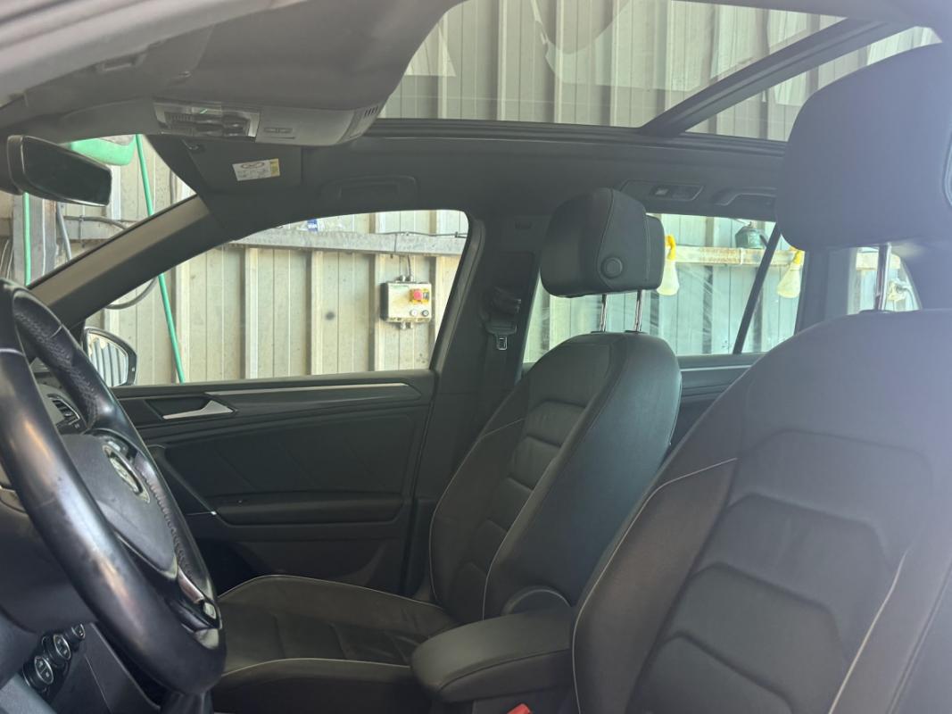 Volkswagen Tiguan 2.0 TDI 150 Carat - Cockpit Toit Ouvrant