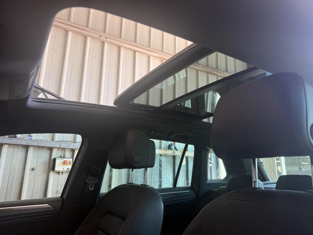 Volkswagen Tiguan 2.0 TDI 150 Carat - Cockpit Toit Ouvrant