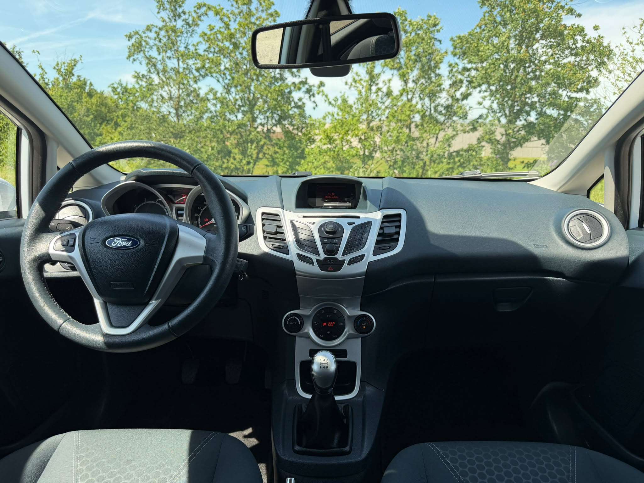 Ford Fiesta Fiesta 1.25i • TITANIUM • TRES PROPRE