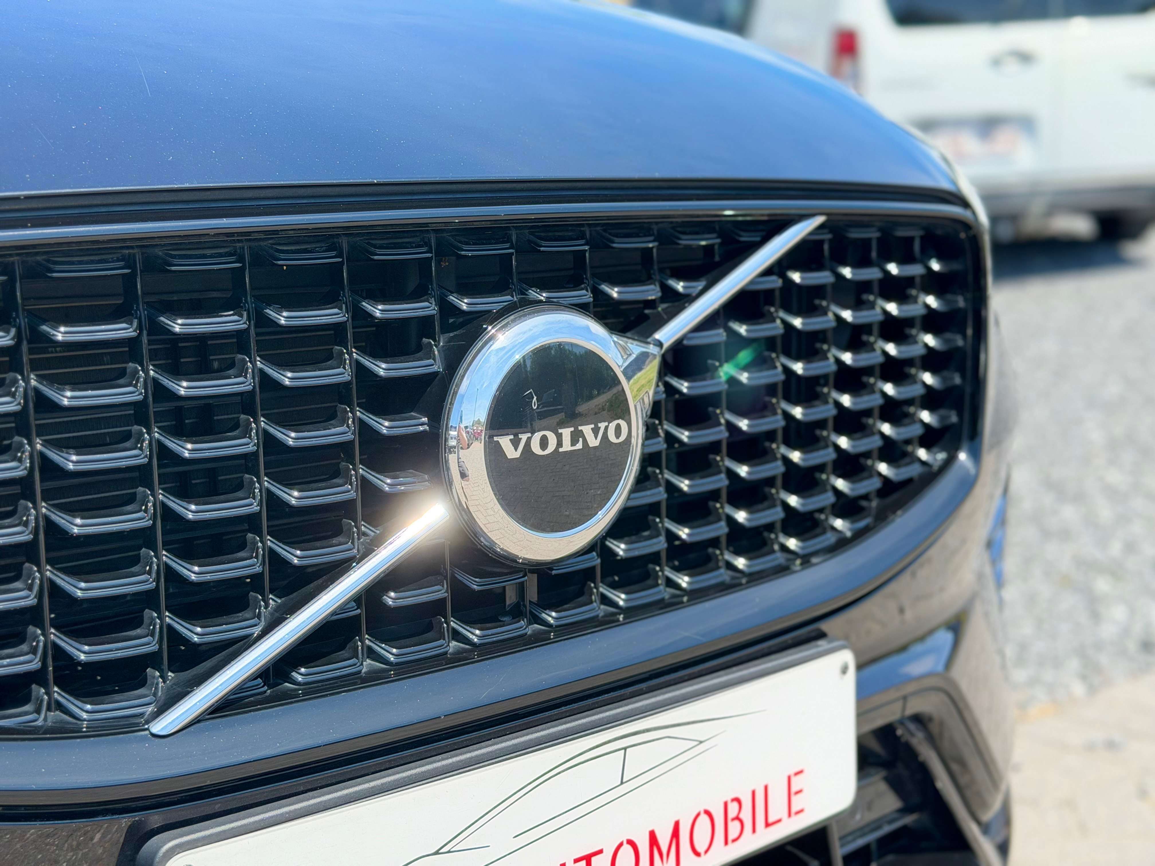 Volvo XC60 2.0 T6 PHEV AWD