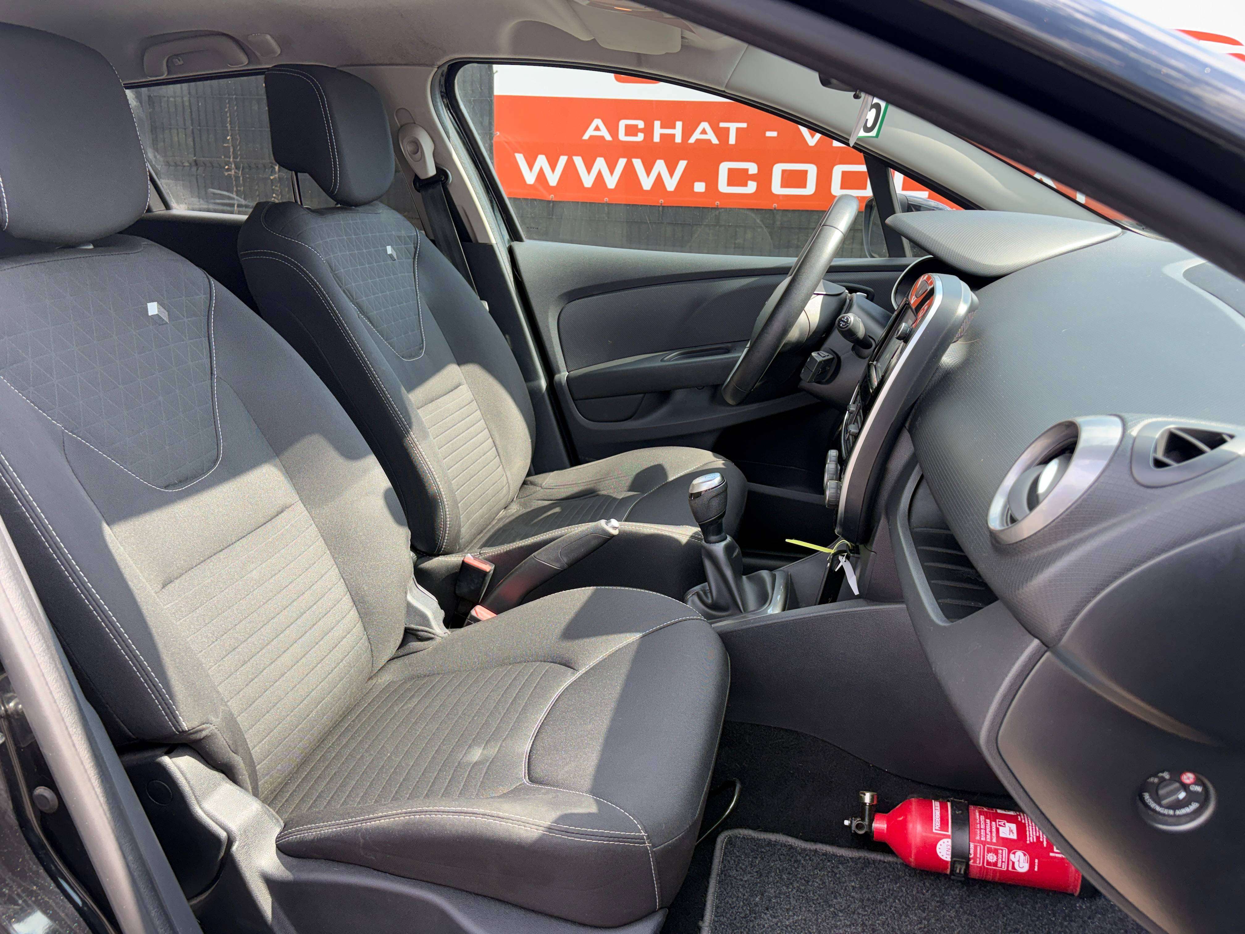 Renault Clio 0.9 TCe Limited - EU6 - GARANTIE 1AN -