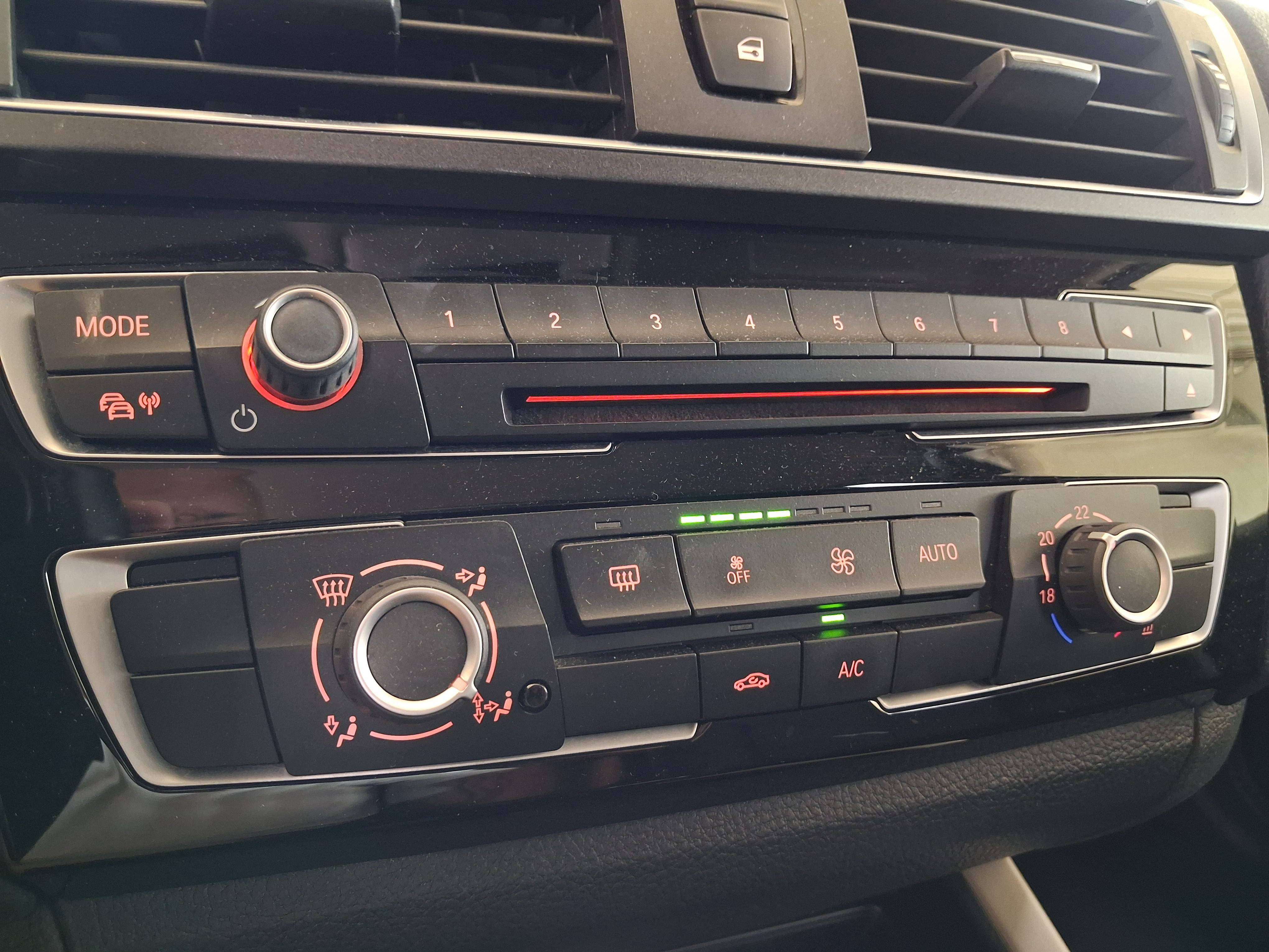 BMW 116 116 d / BLUETOOTH / PACK TRONIC / CRUISE / CUIR / GARANTIE