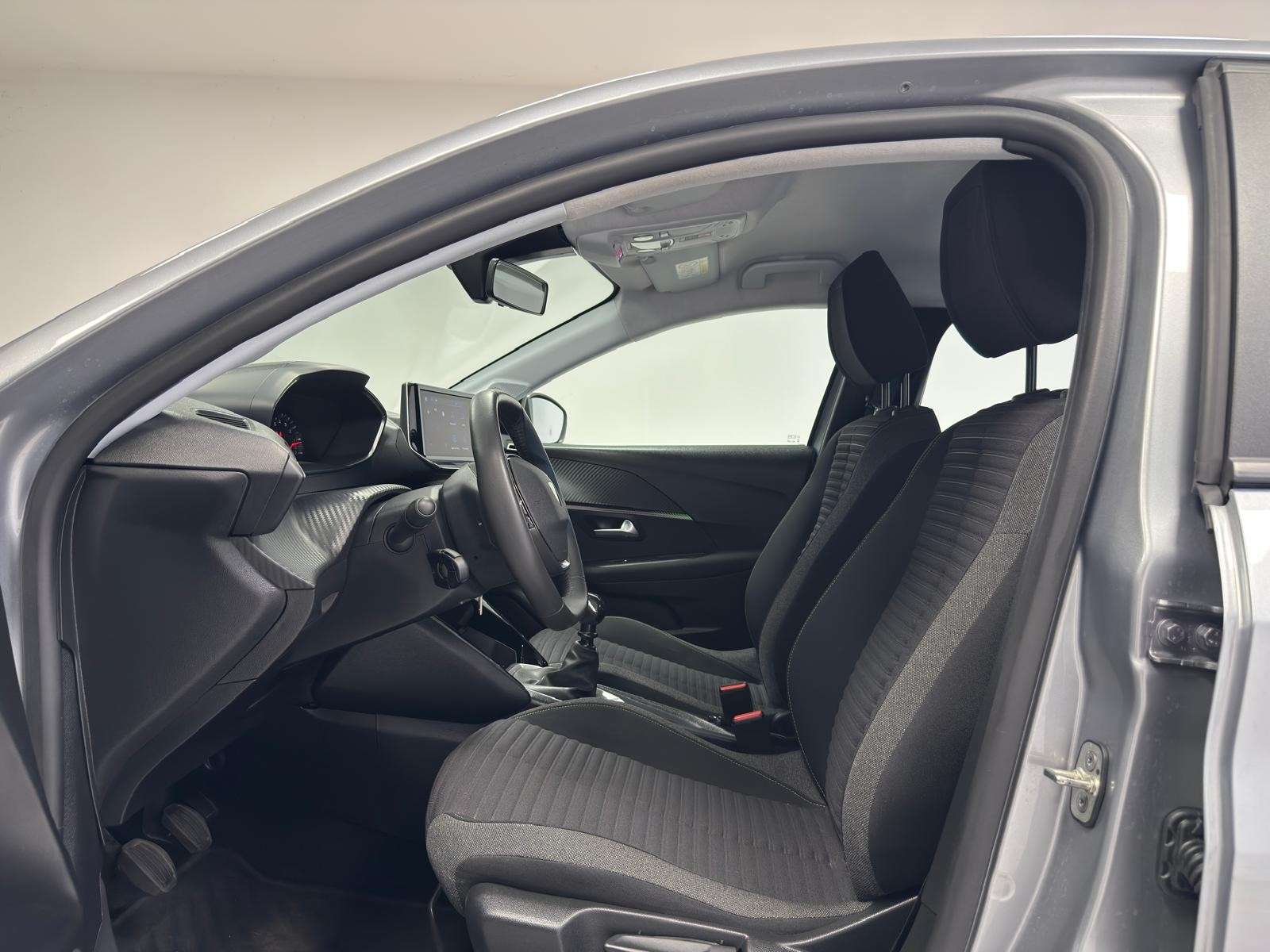 Peugeot 208 208 1.2i NEW MOD**GPS+CAMERA*LED*GARANTIE 12MOIS*