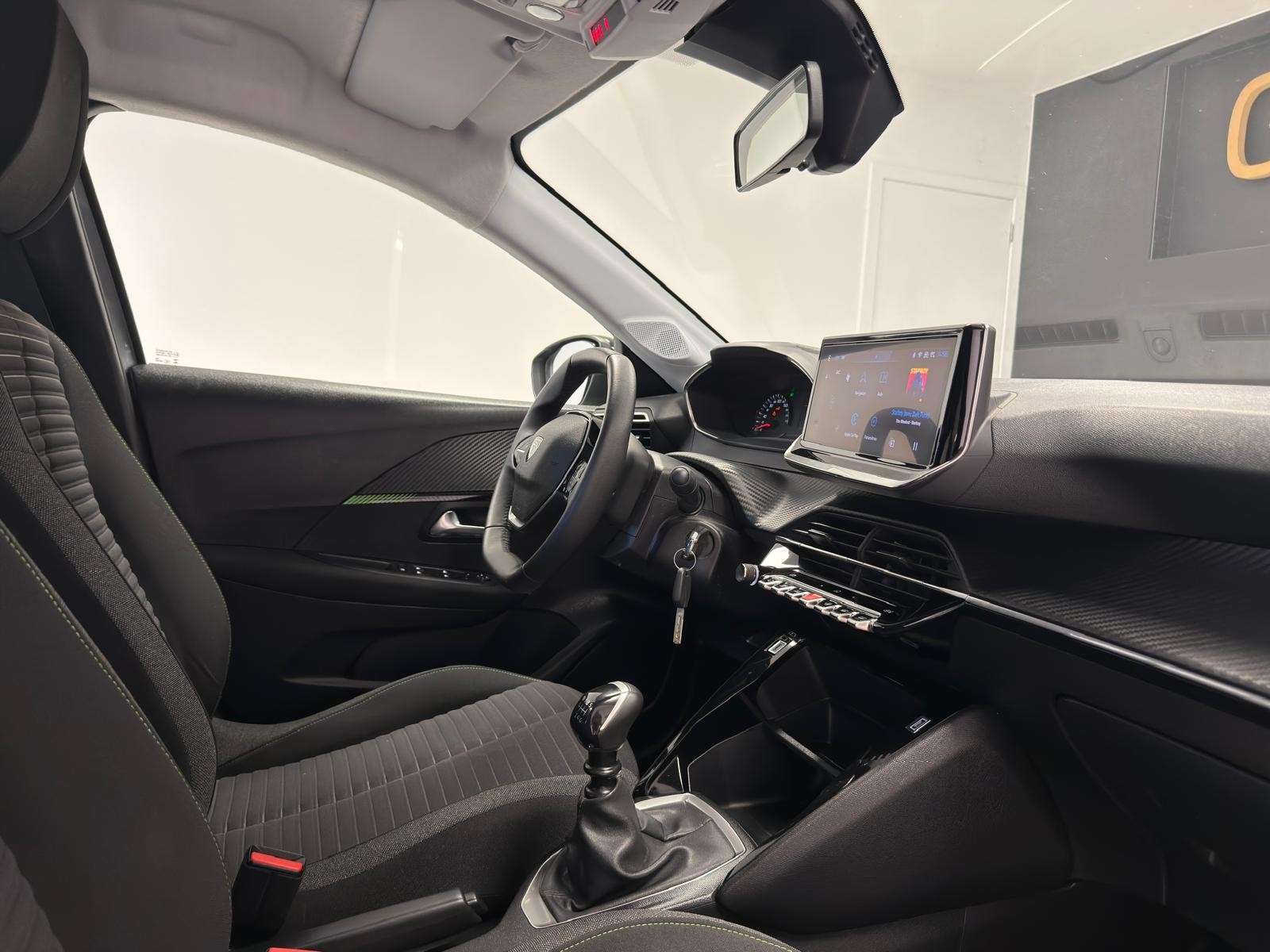 Peugeot 208 208 1.2i NEW MOD**GPS+CAMERA*LED*GARANTIE 12MOIS*