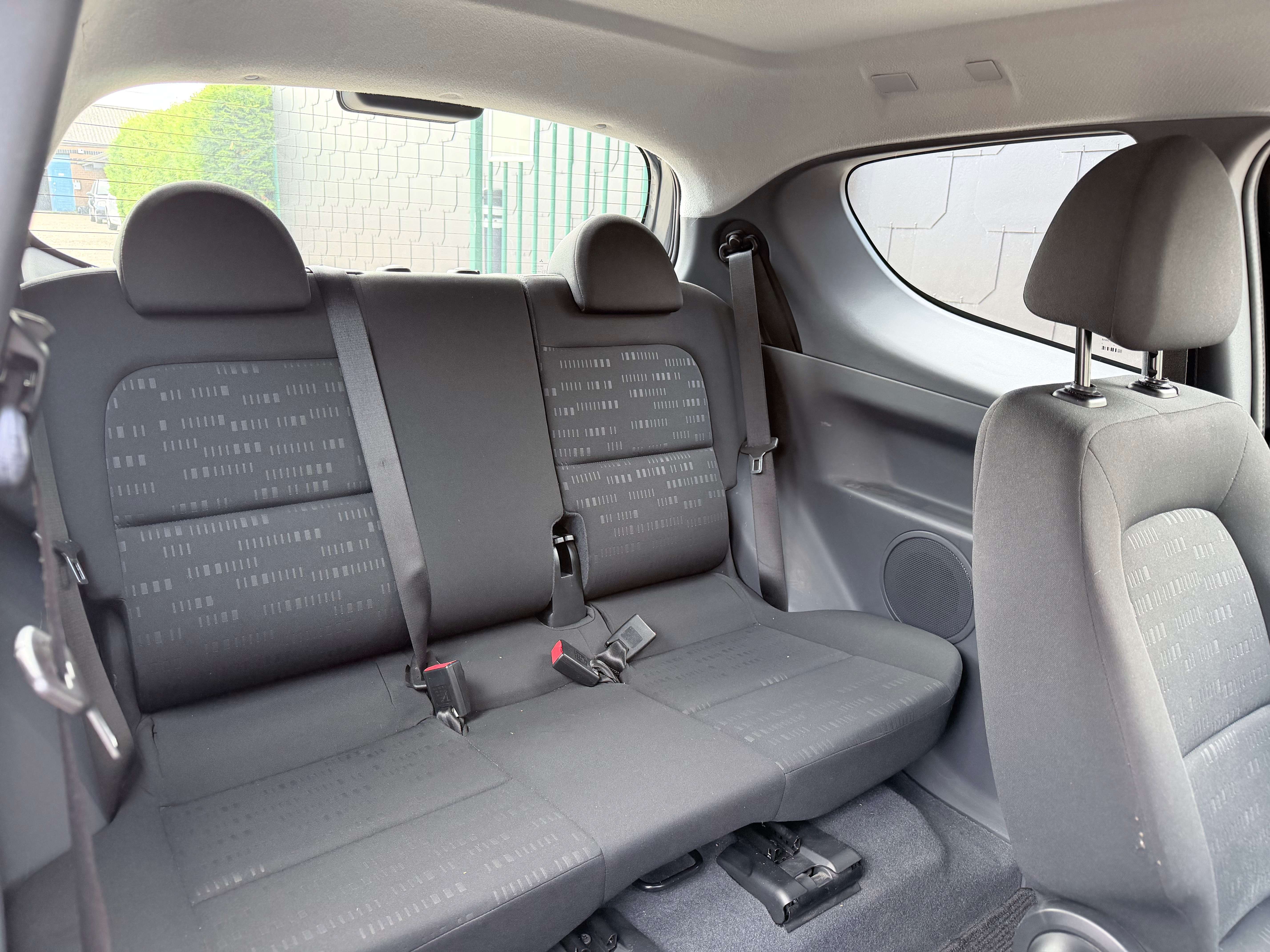 Mitsubishi Colt 1.3 I EDITION | AIRCO
