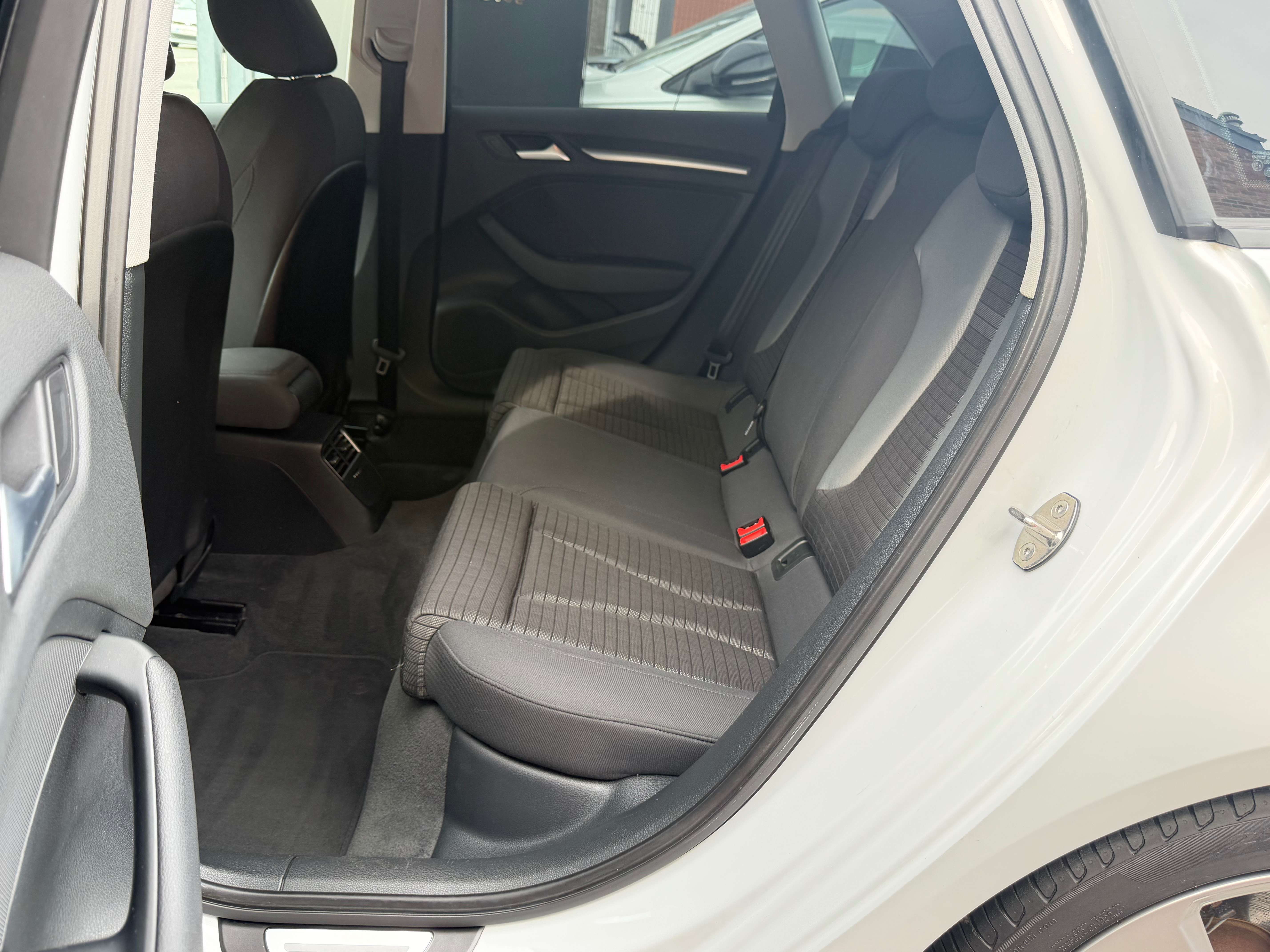 Audi A3 A3 Sportback 1.2 TFSI ° XENON ° NAVI ° JANTES 17 ° GARANTI 12 MOIS !