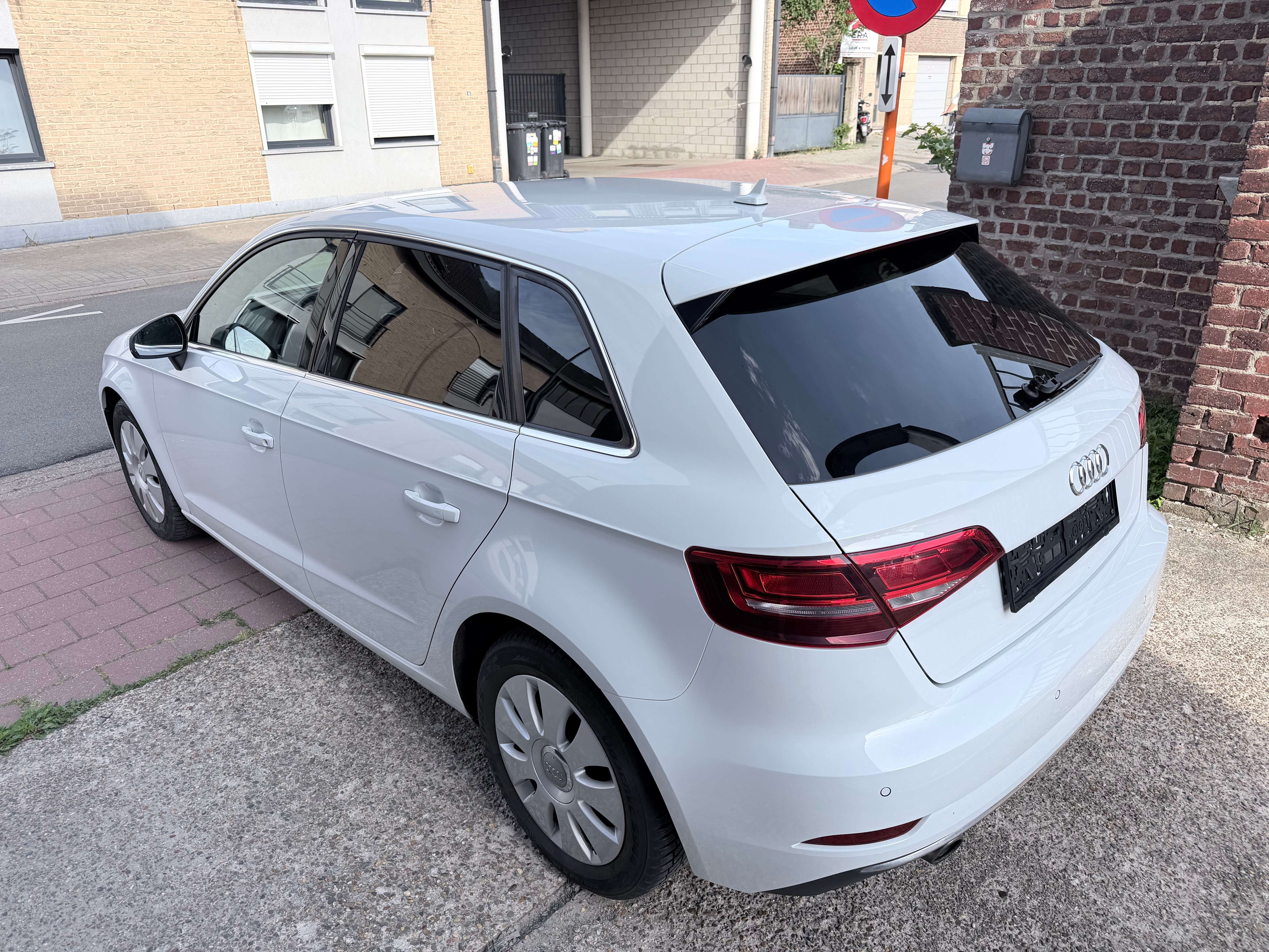 Audi A3 Sportback 1.0 TFSI EDITION DESIGN  | NAVI | ALCANTARA | AIRCO | LED