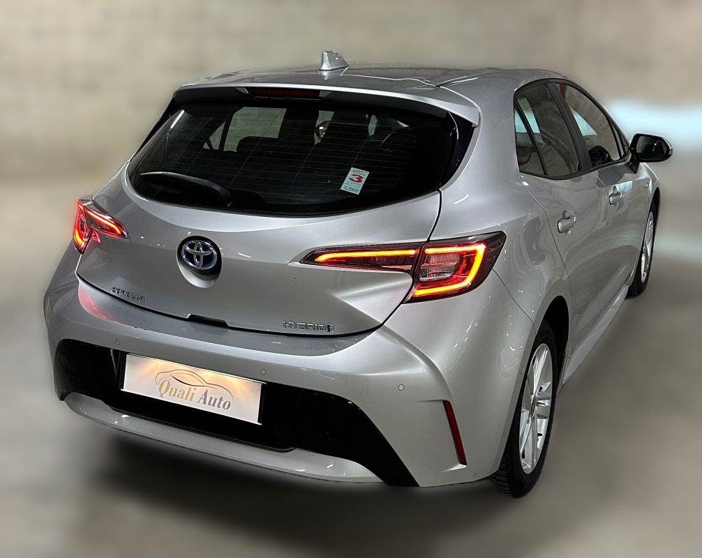 Toyota Corolla 122H DYNAMIC BUSINESS