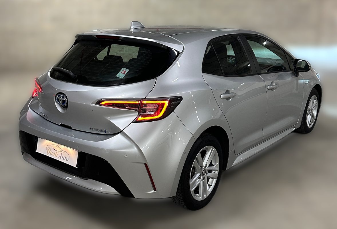 Toyota Corolla 122H DYNAMIC BUSINESS