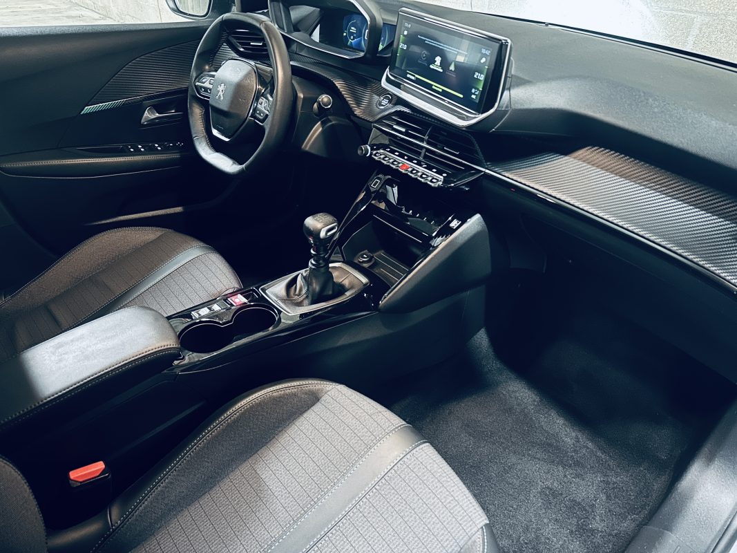 Peugeot 208 II 1.5 BLUEHDI 100ch Allure Business