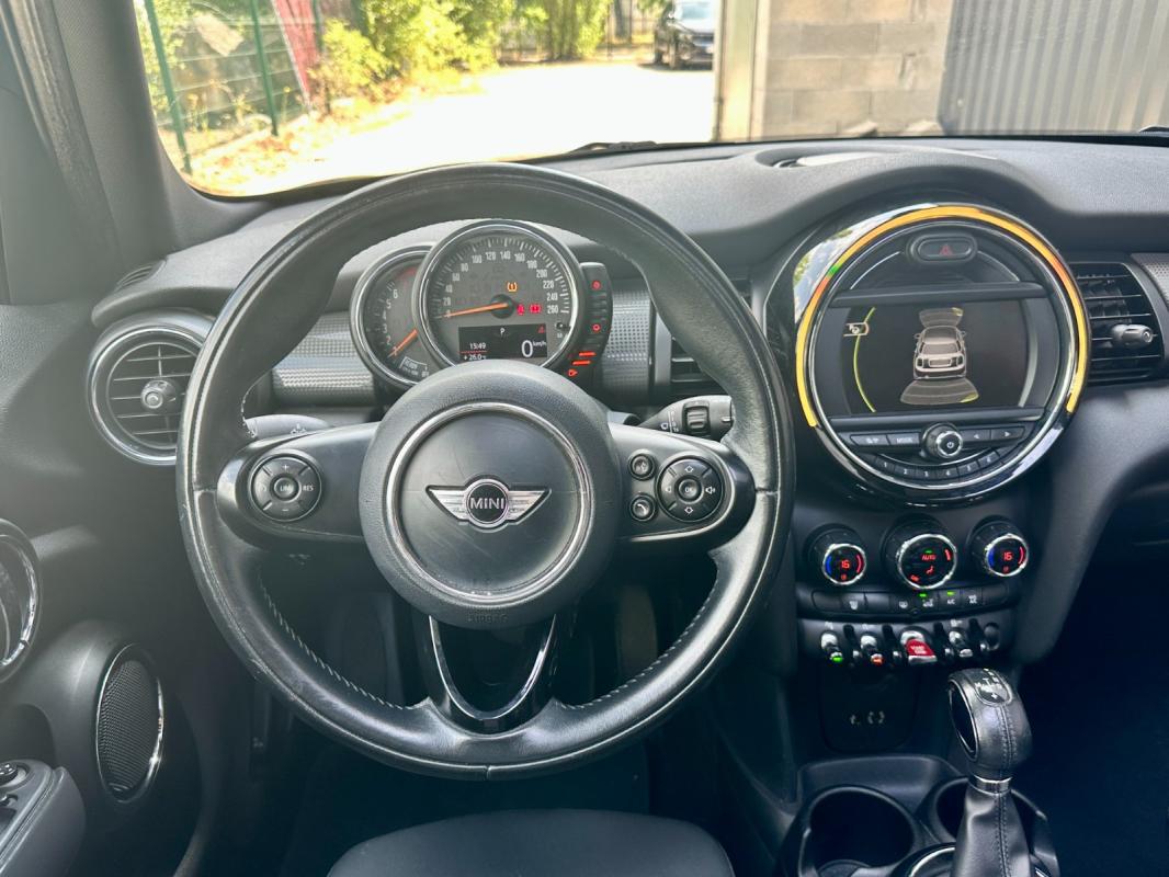 Mini COOPER HATCH Cooper 136 ch Pack Red Hot Chili A