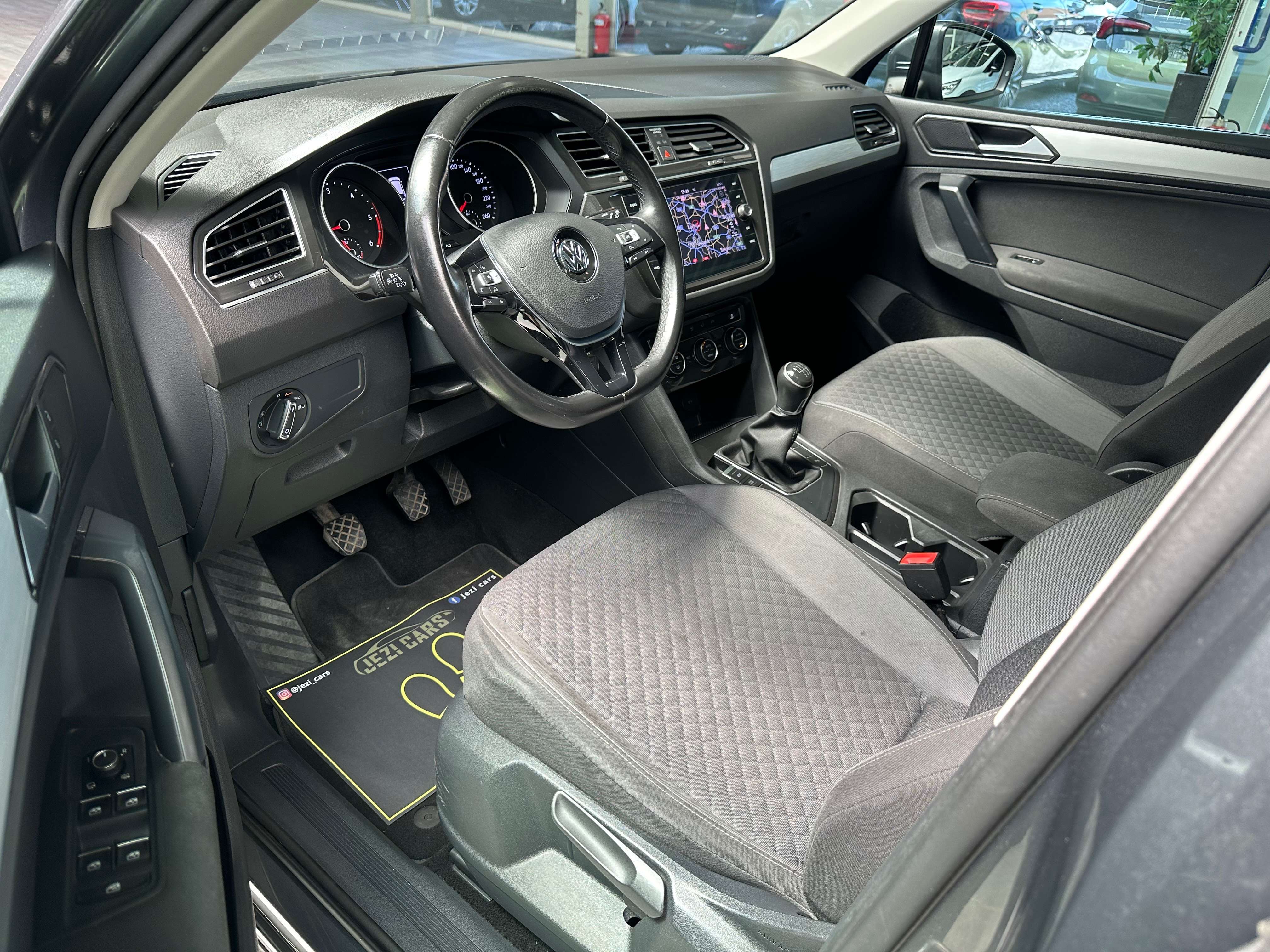 Volkswagen Tiguan Tiguan 2.0 TDi Comfortline BMT * 1 Jaar Garantie *