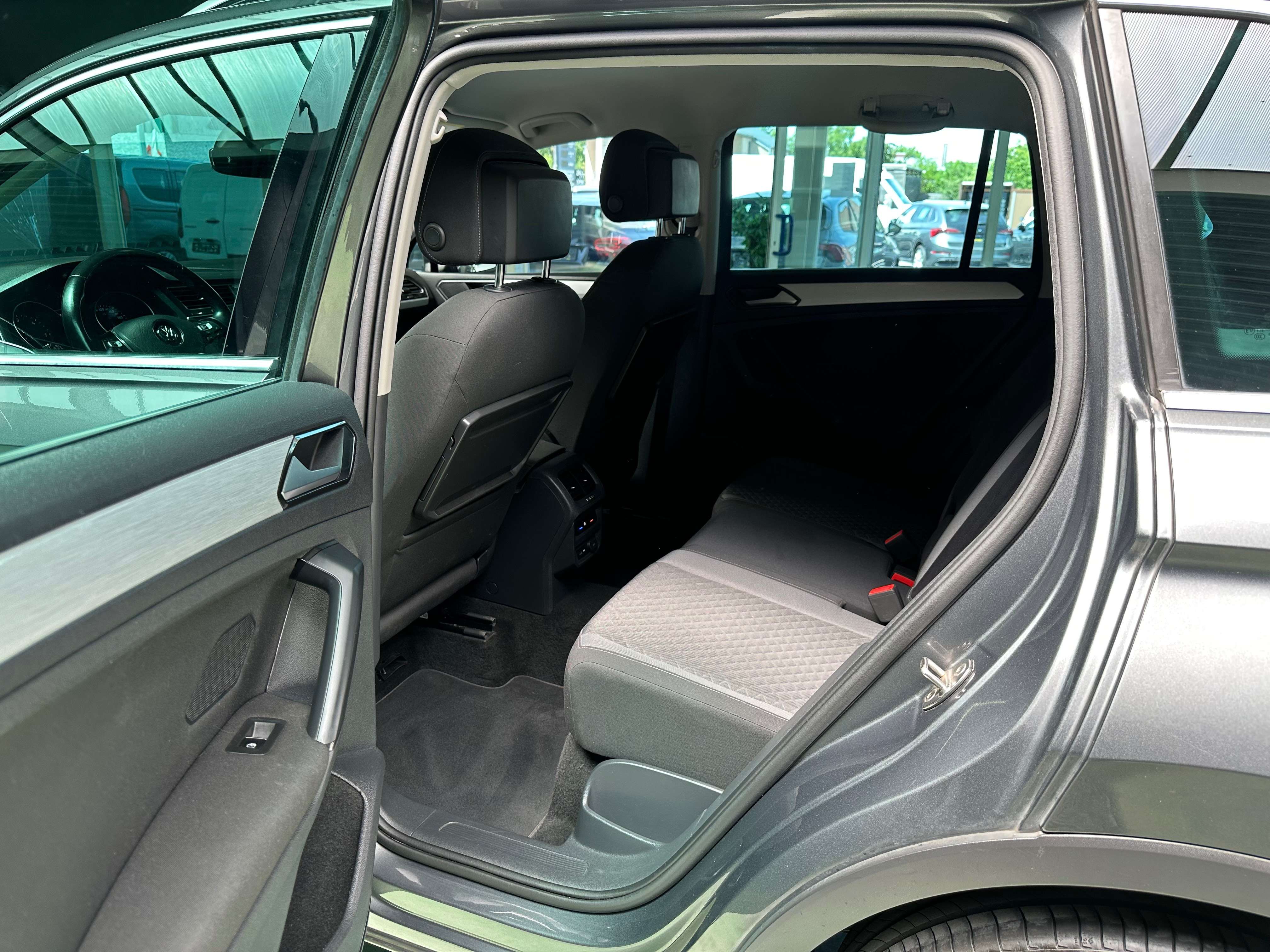 Volkswagen Tiguan Tiguan 2.0 TDi Comfortline BMT * 1 Jaar Garantie *