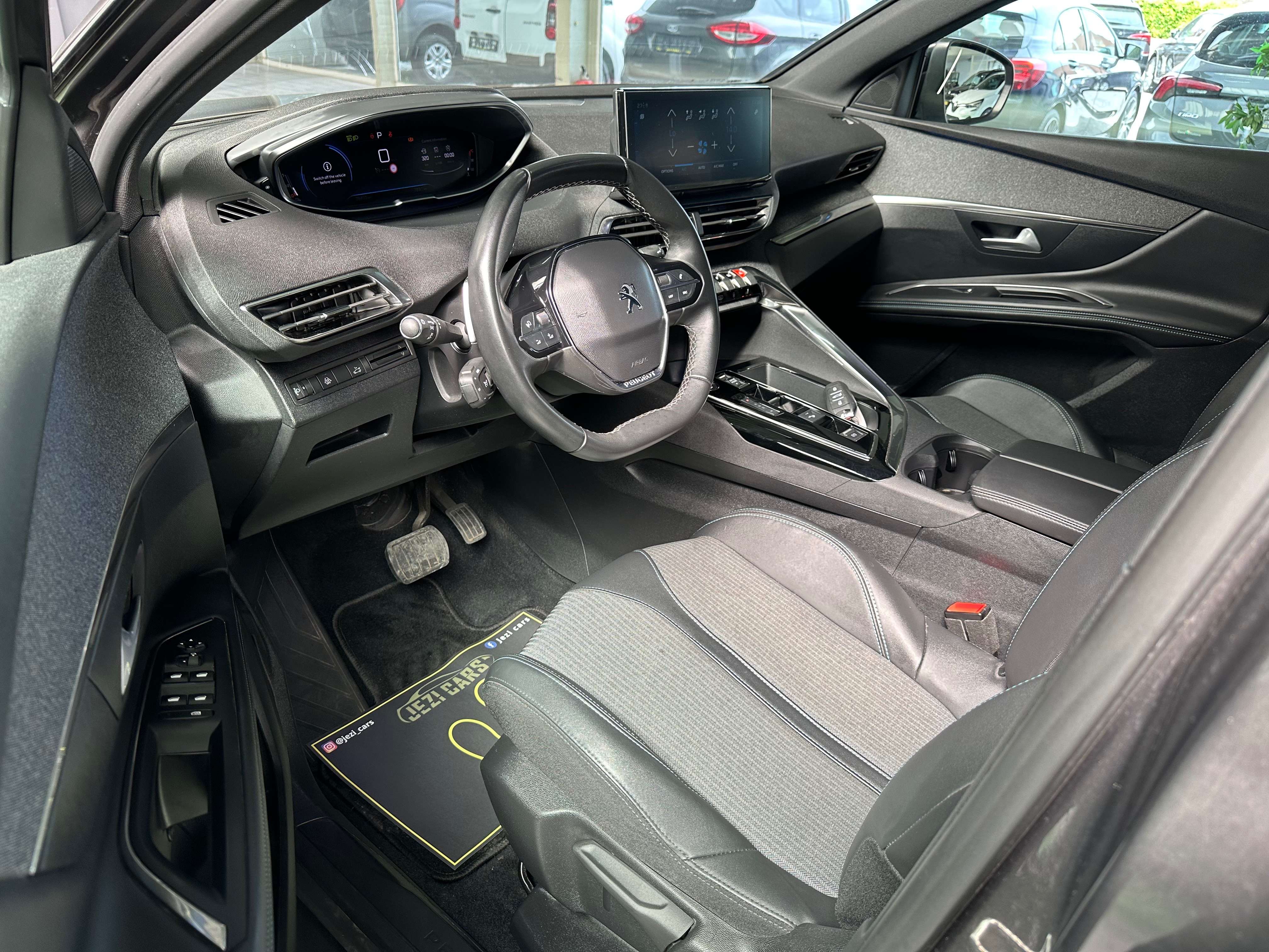Peugeot 3008 3008 1.5 BlueHDi Allure Pack (EU6.4)