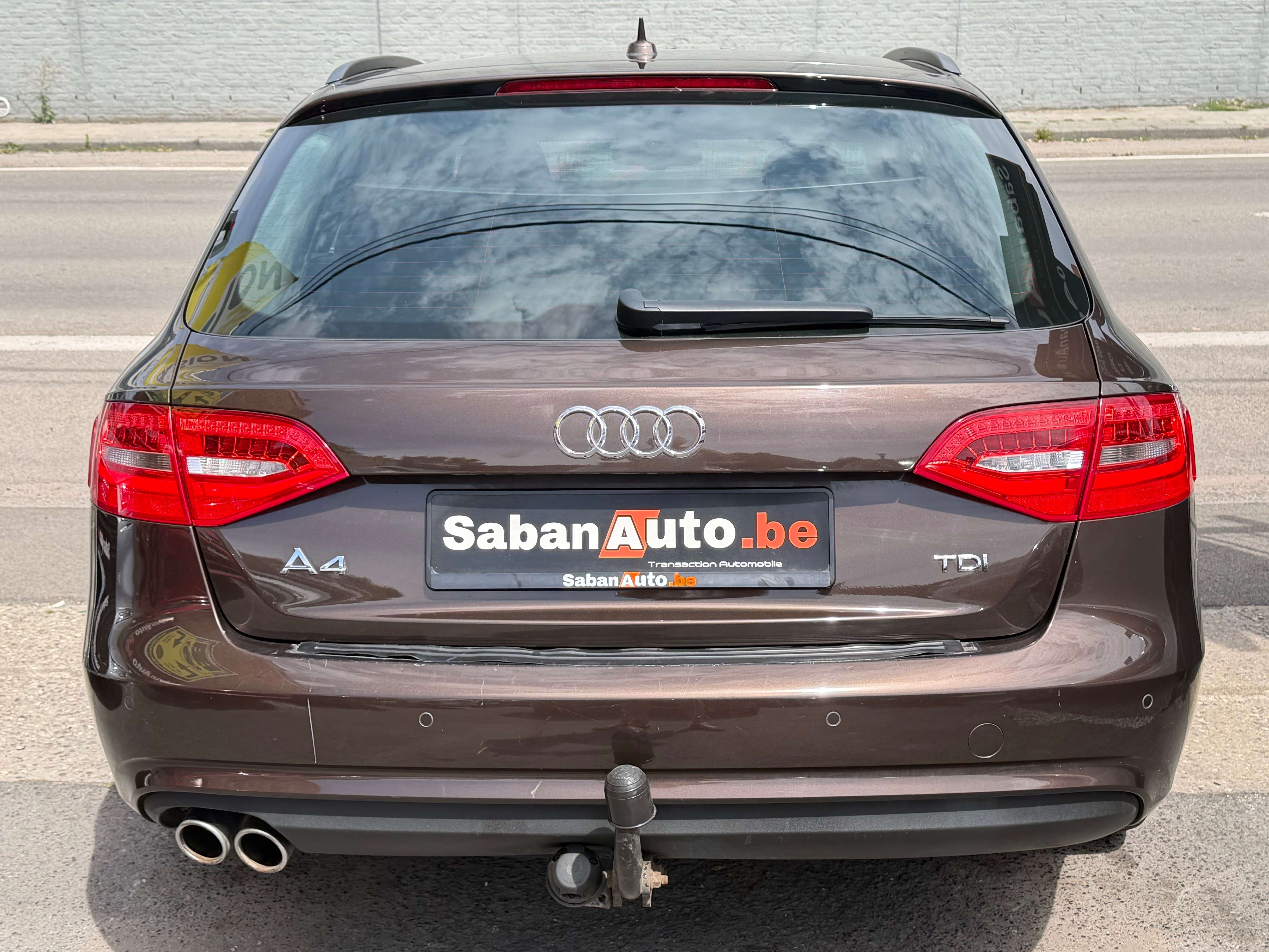 Audi A4 A4 Avant 2.0 TDi EURO 6 B ° XENON ° NAVI ° CLIM ° JANTES ° DEFAUT CARROSERIE