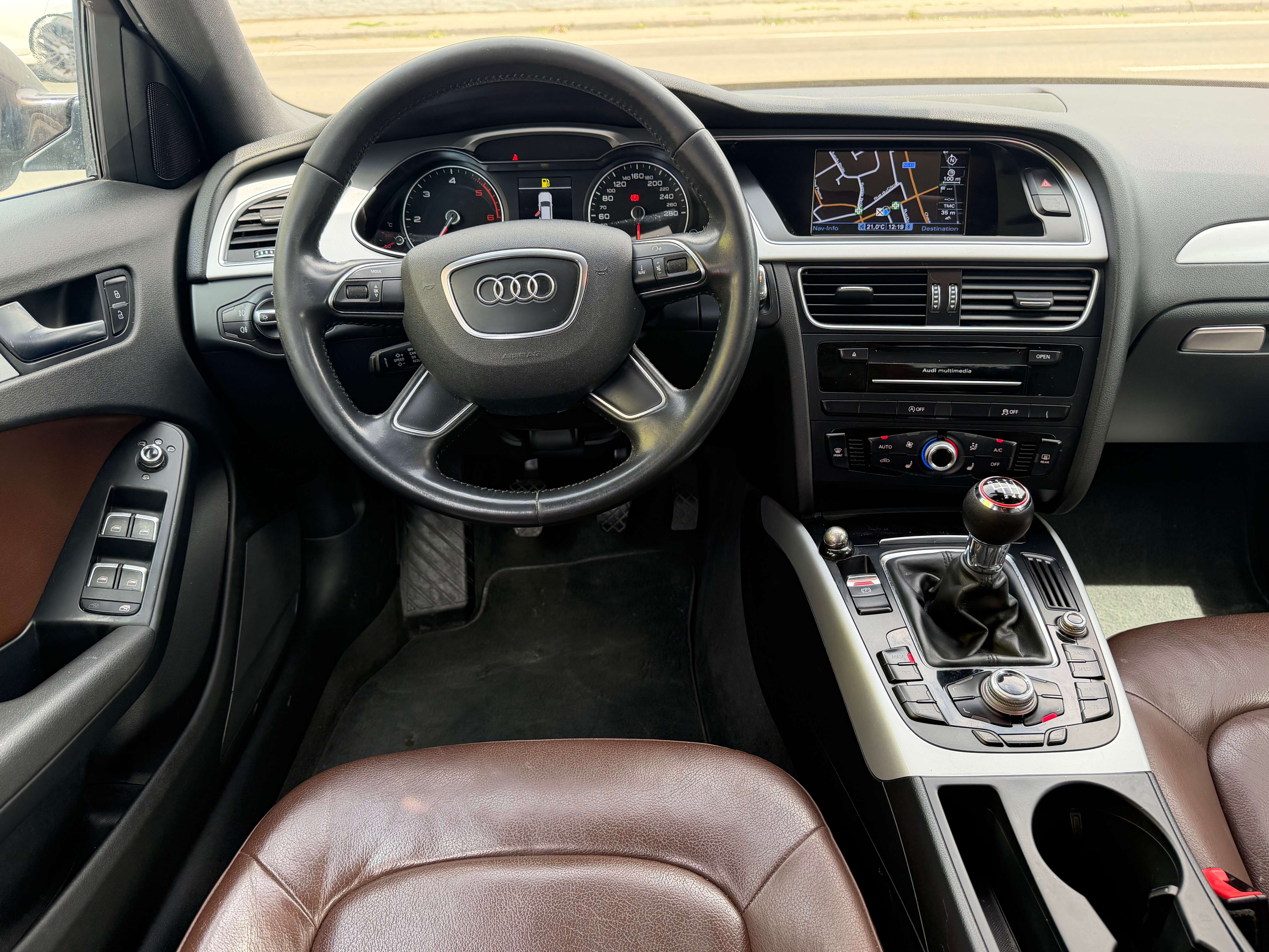 Audi A4 A4 Avant 2.0 TDi EURO 6 B ° XENON ° NAVI ° CLIM ° JANTES ° DEFAUT CARROSERIE