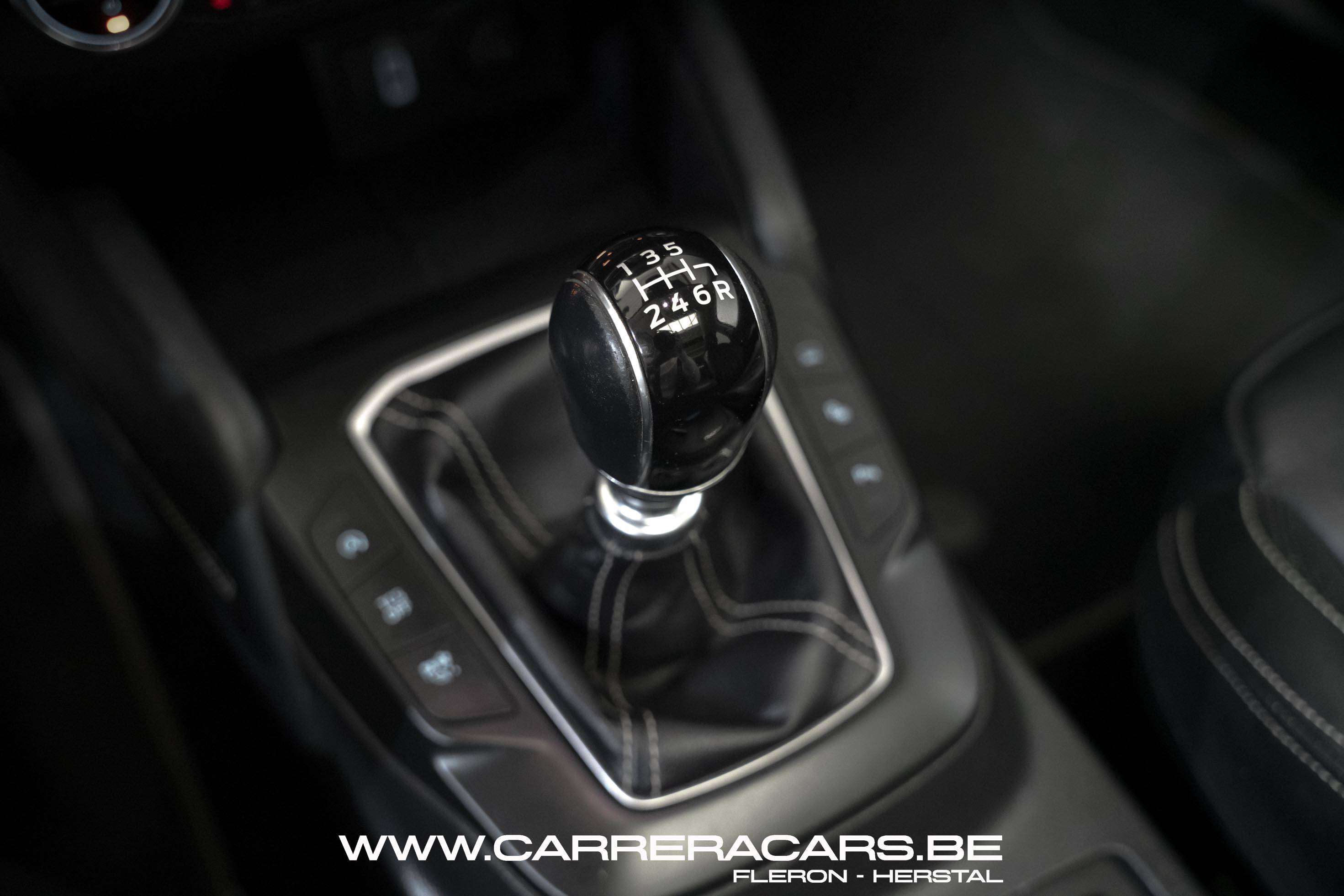 Ford Focus Active 1.0 EcoBoost Business SW*|HEADUP*CUIR*PANORAMIQUE*GARANTIE*|