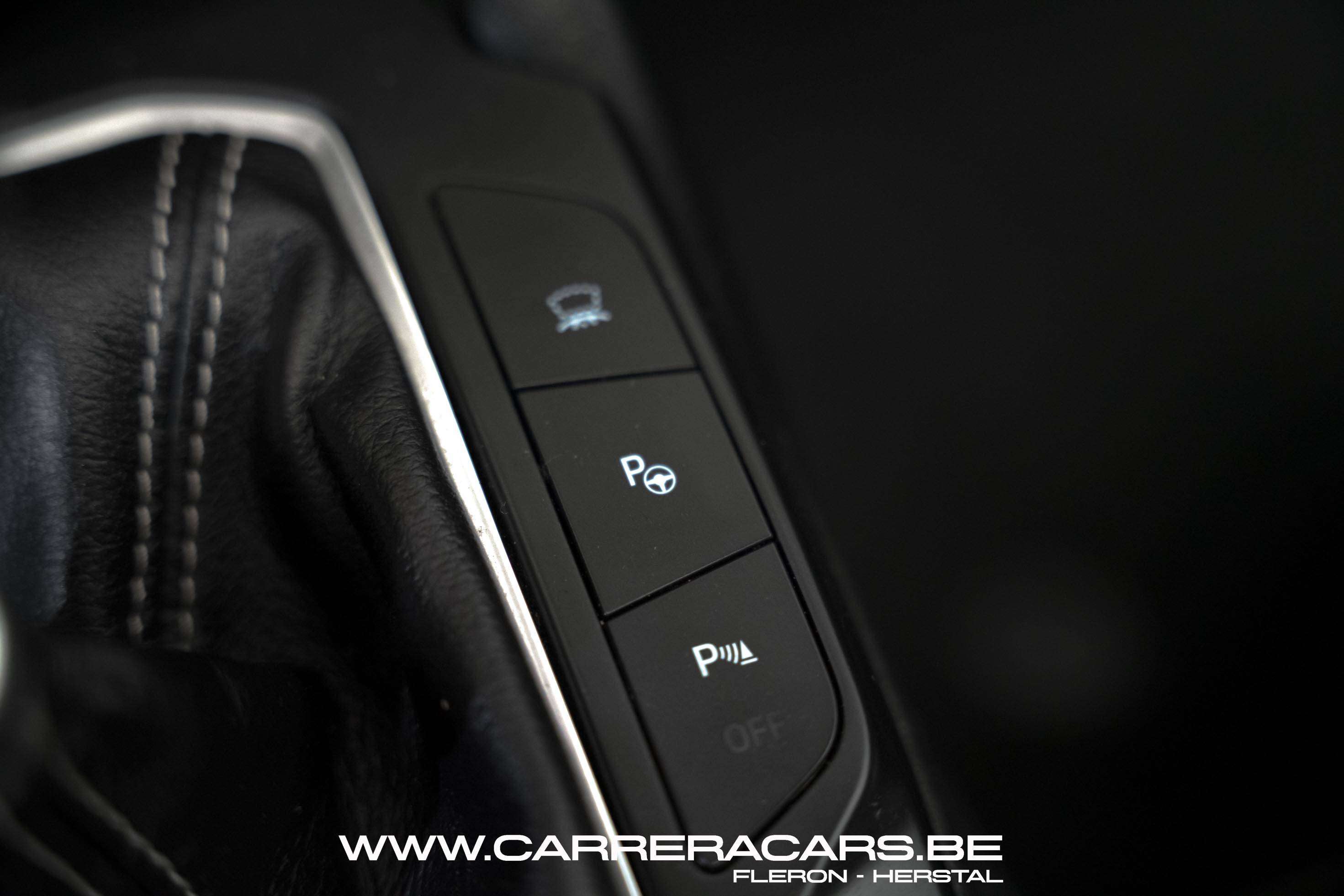 Ford Focus Active 1.0 EcoBoost Business SW*|HEADUP*CUIR*PANORAMIQUE*GARANTIE*|