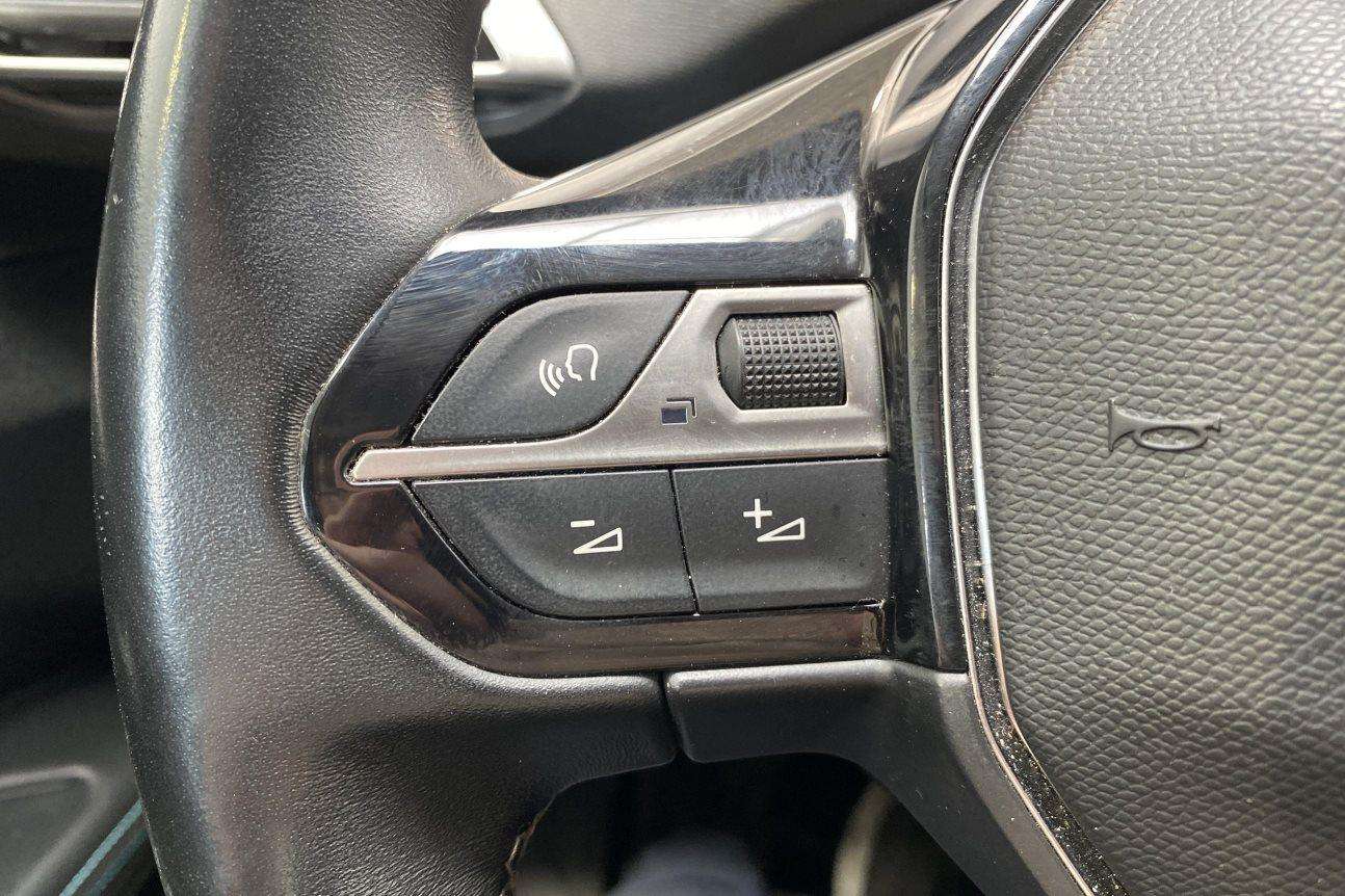 Peugeot 5008 Allure* Navi. 7places. Caméra recul