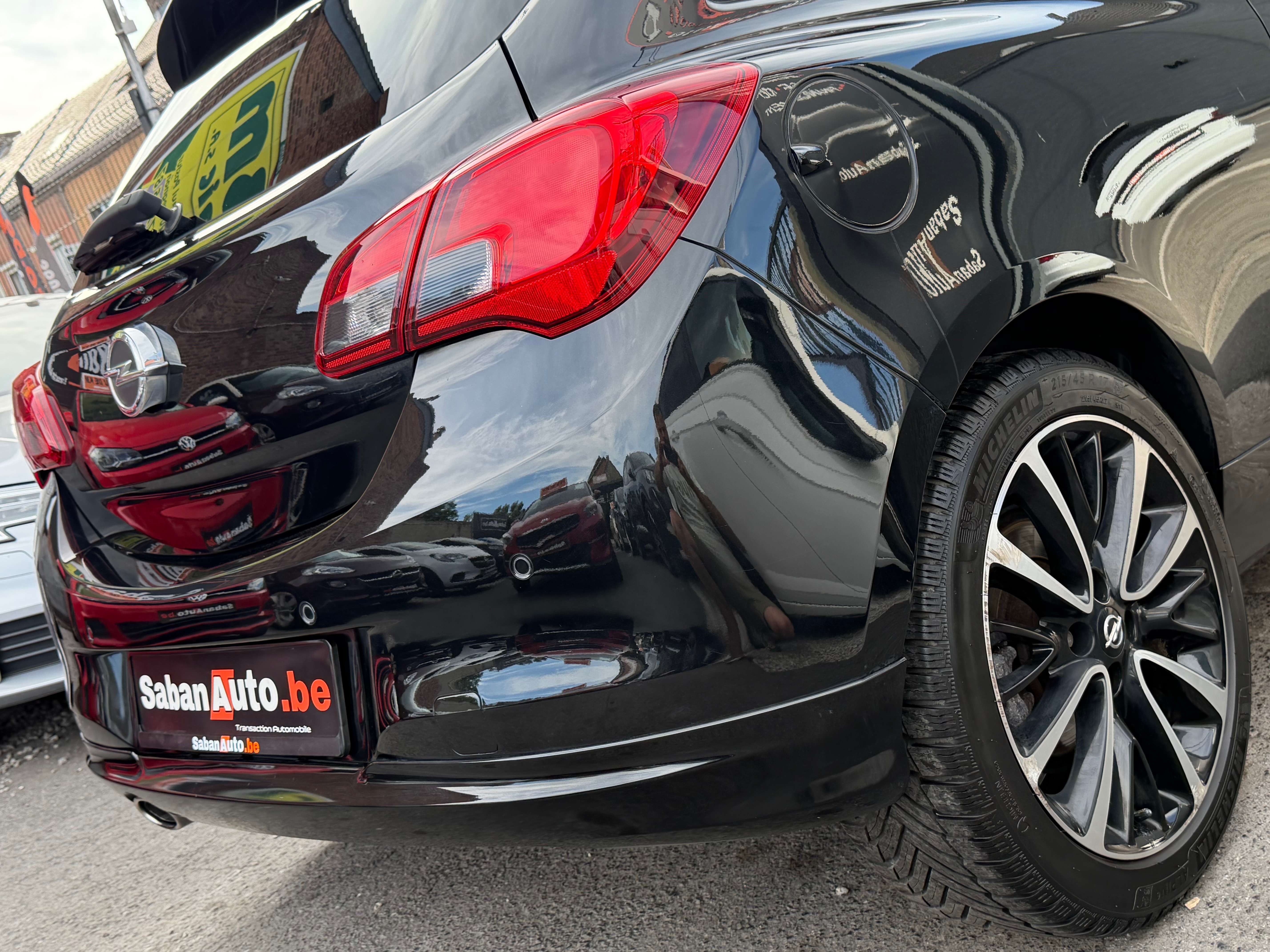 Opel Corsa Corsa 1.3 CDTI OPC-Line ° AIRCO ° JANTES 17 ° CARPLAY ° GARANTI 12 MOIS !