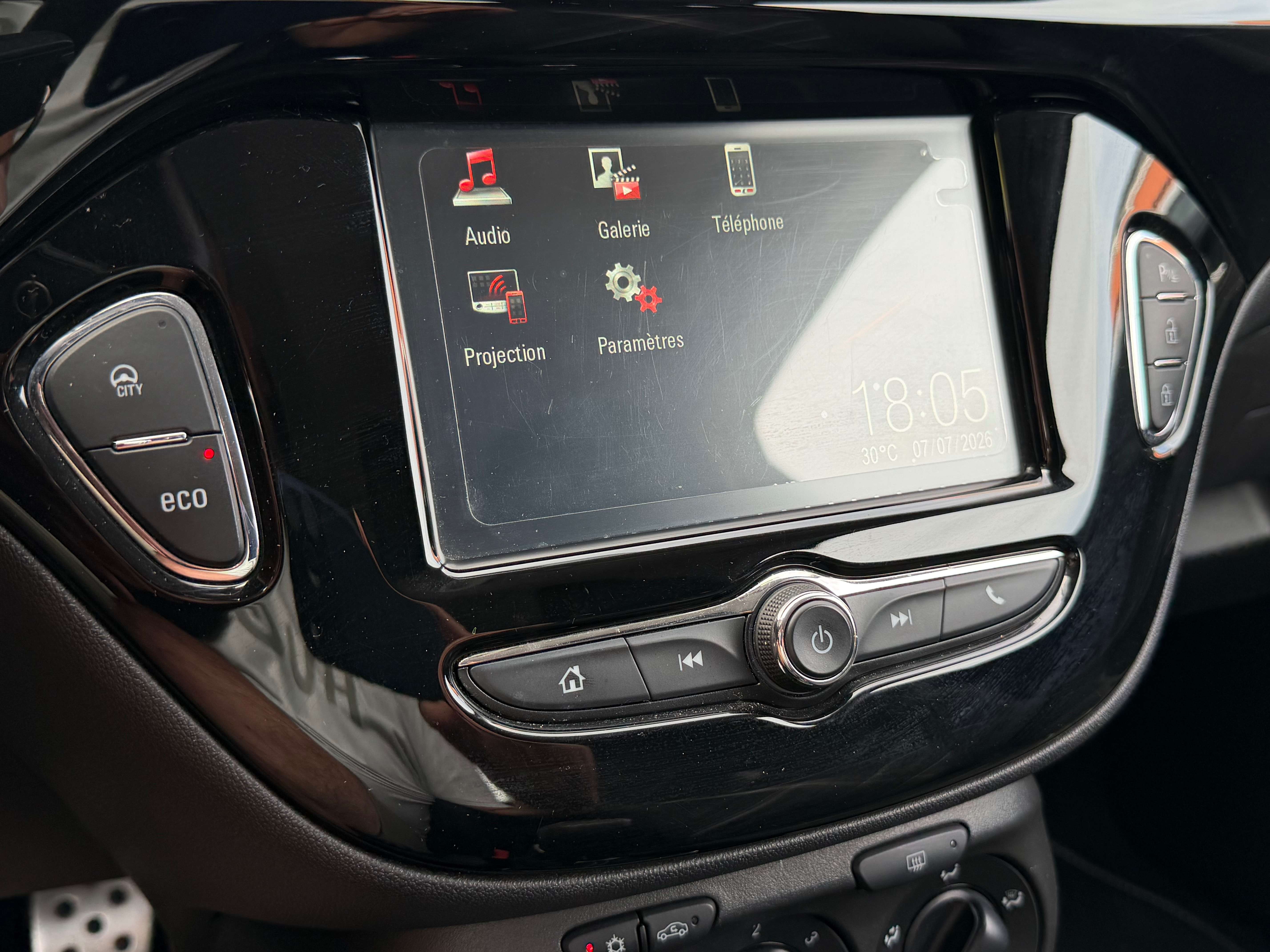 Opel Corsa Corsa 1.3 CDTI OPC-Line ° AIRCO ° JANTES 17 ° CARPLAY ° GARANTI 12 MOIS !