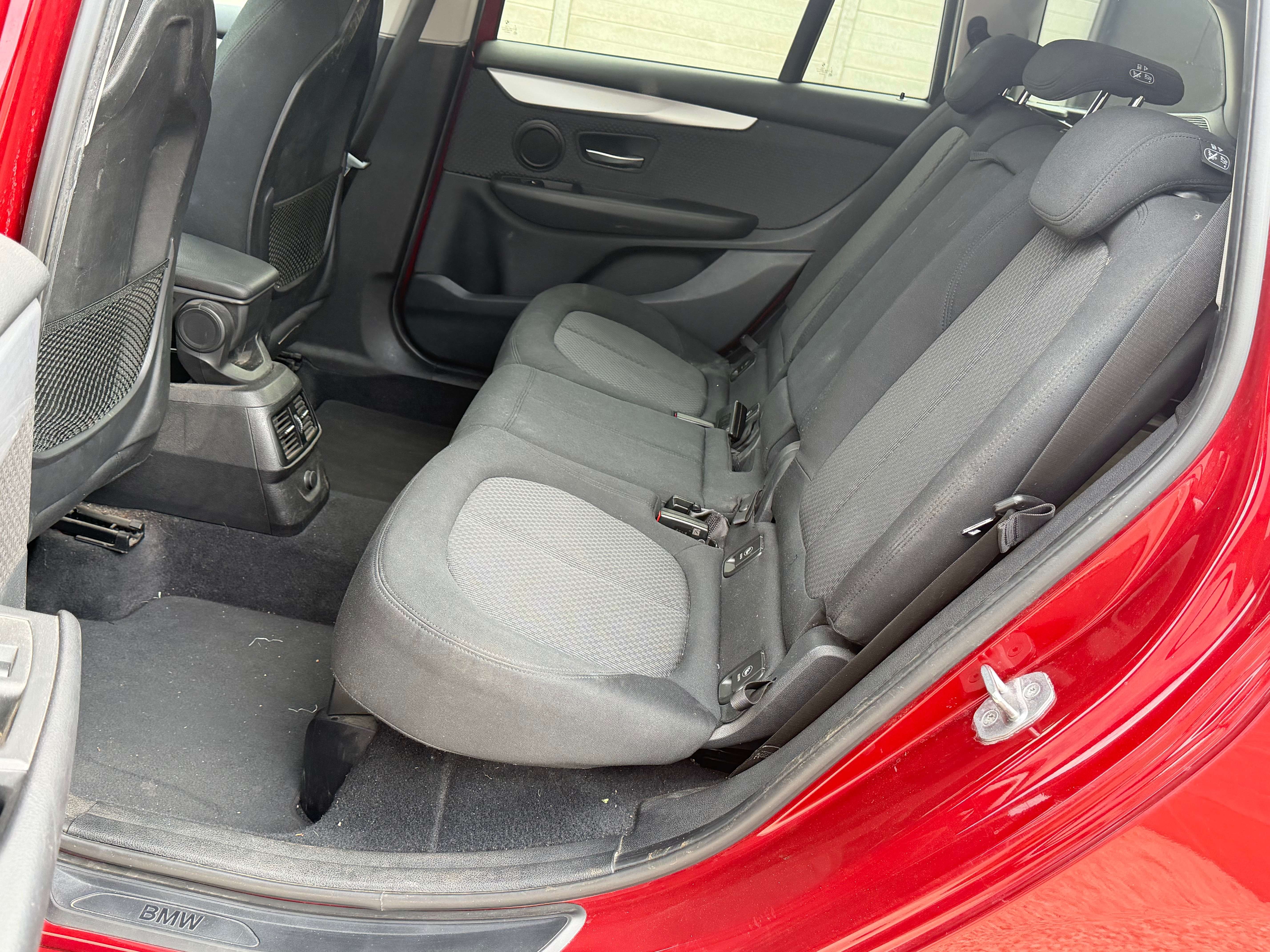 BMW 218 Gran Tourer 218iA ° AUTOMATIQUE ° NAVI ° CLIM ° JANTES ° EURO 6B