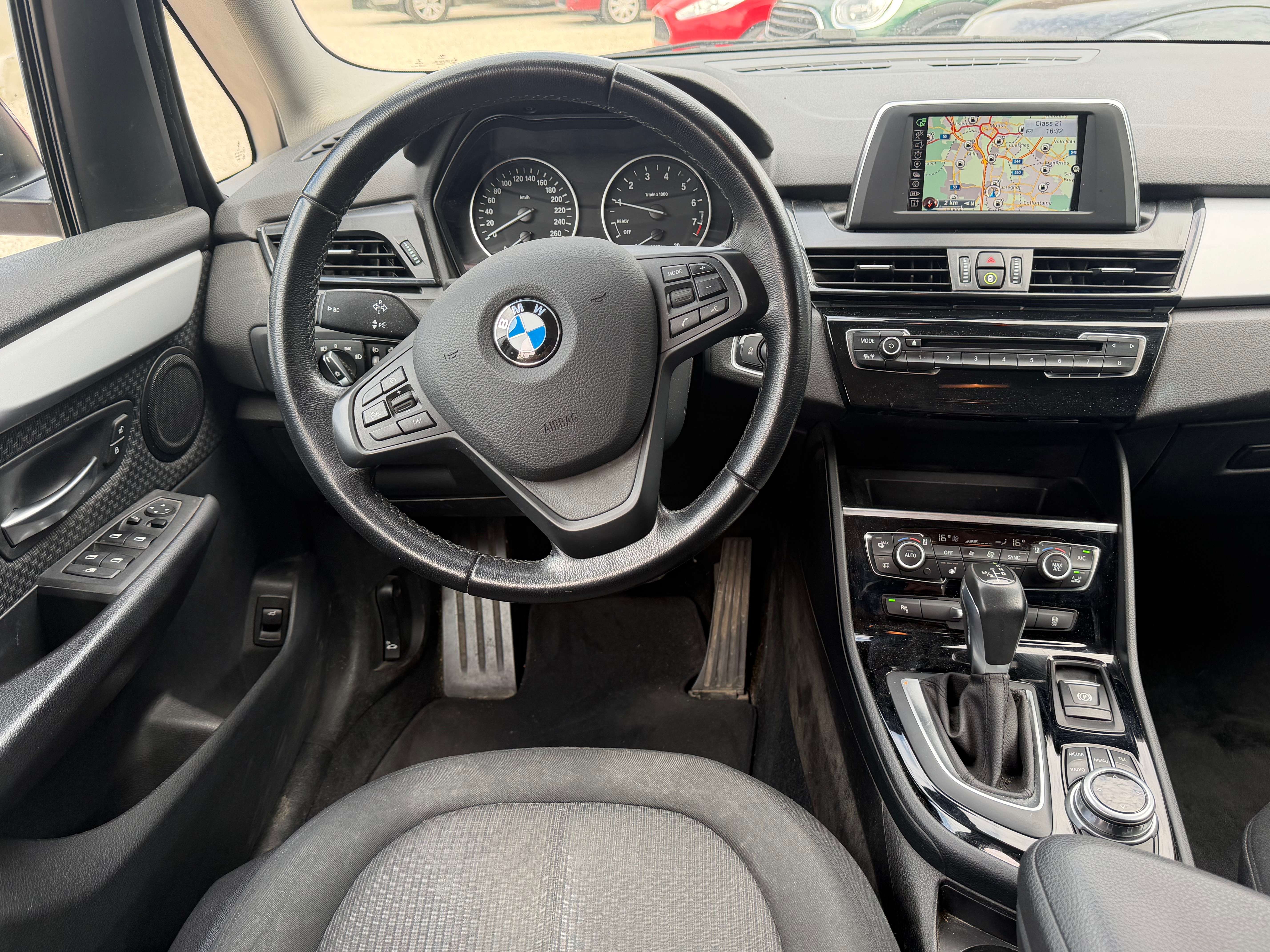 BMW 218 Gran Tourer 218iA ° AUTOMATIQUE ° NAVI ° CLIM ° JANTES ° EURO 6B