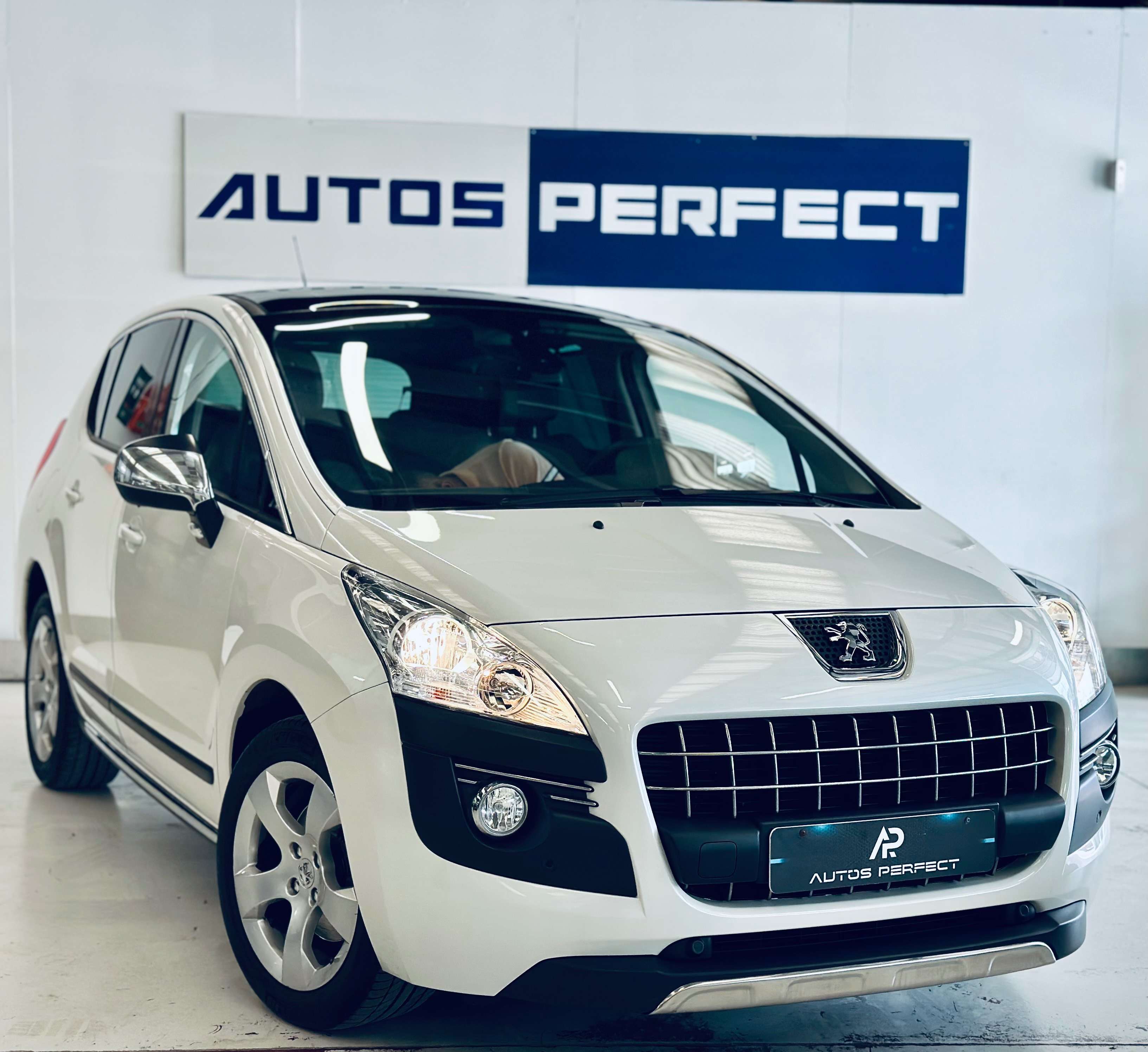 Peugeot 3008 1.6i *27.030KM* TOIT PANO PDC LIM CRUISE CLIM BIZONE HEAD UP