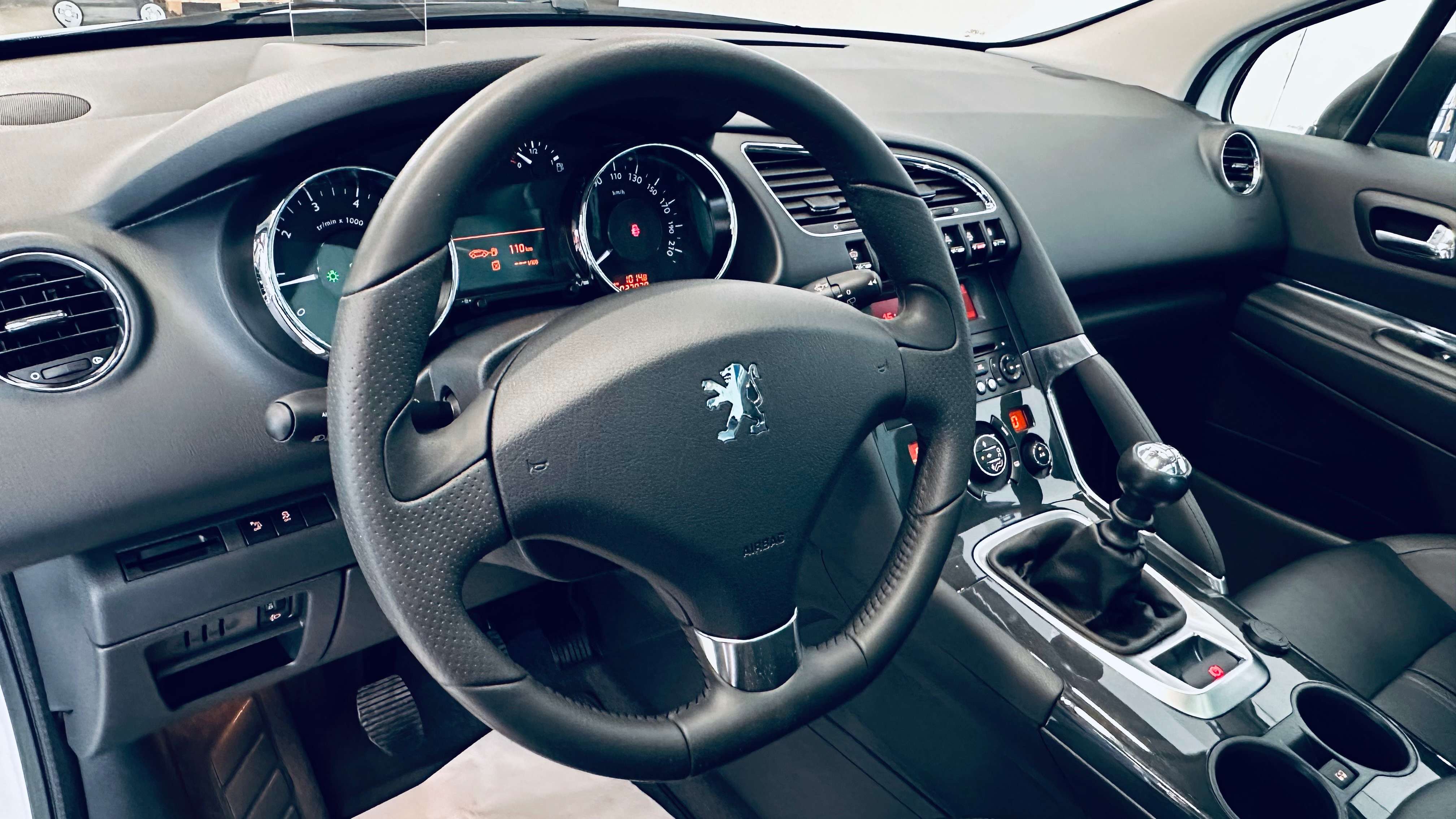 Peugeot 3008 1.6i *27.030KM* TOIT PANO PDC LIM CRUISE CLIM BIZONE HEAD UP