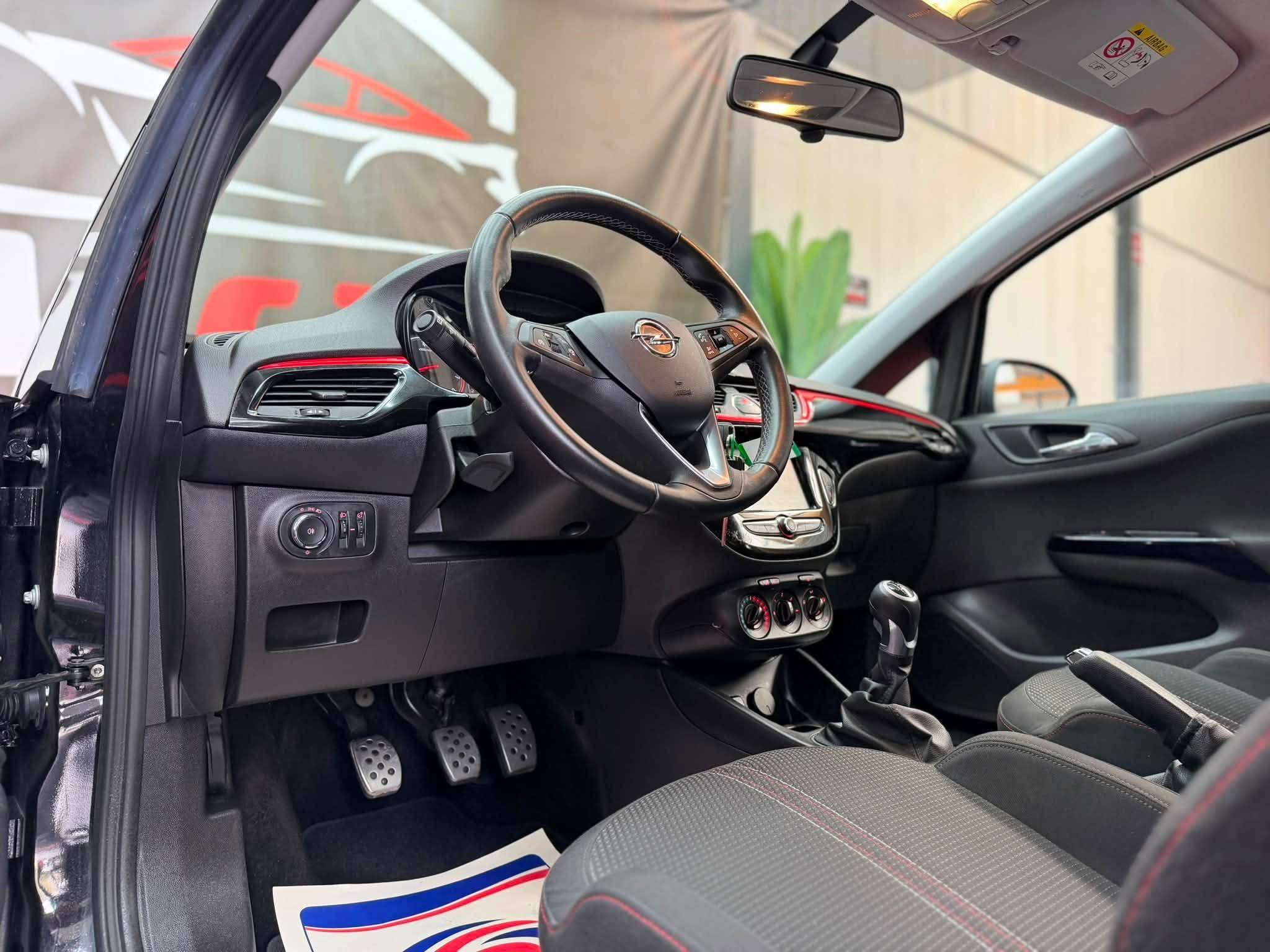 Opel Corsa Corsa 1.2i Black Edition (EU6.2)