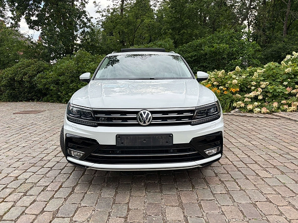 Volkswagen Tiguan 2.0 TDi 4Motion Highline R-line  ### 170000 km ###
