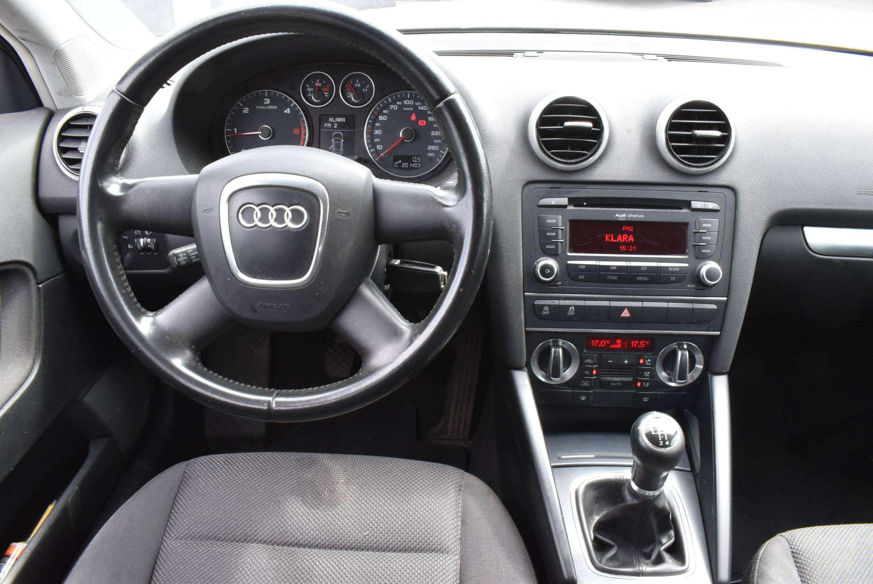 Audi A3 Sportback 1.6 TDi Ambiente / Airco **B2B FIX PRICE**