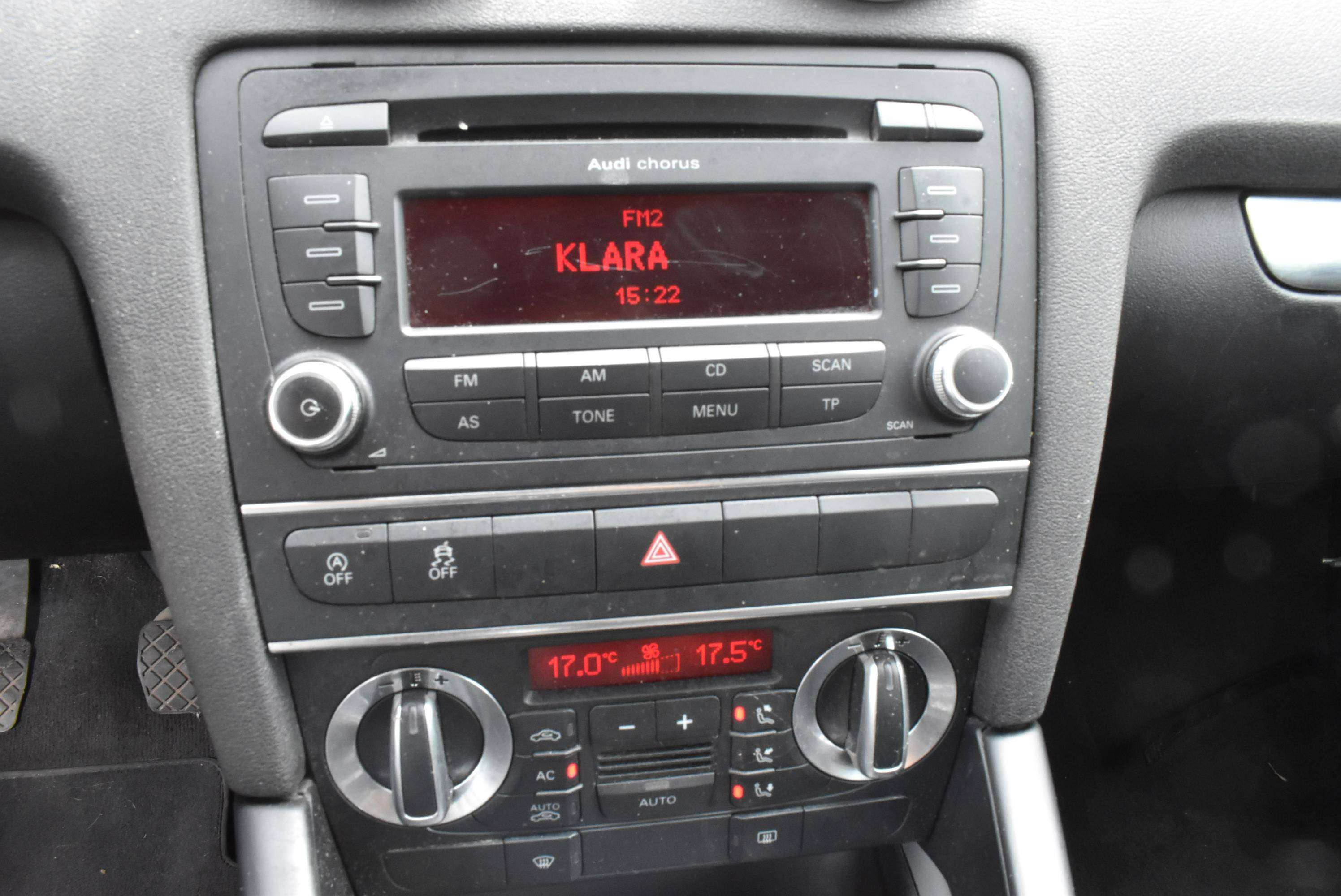 Audi A3 Sportback 1.6 TDi Ambiente / Airco **B2B FIX PRICE**