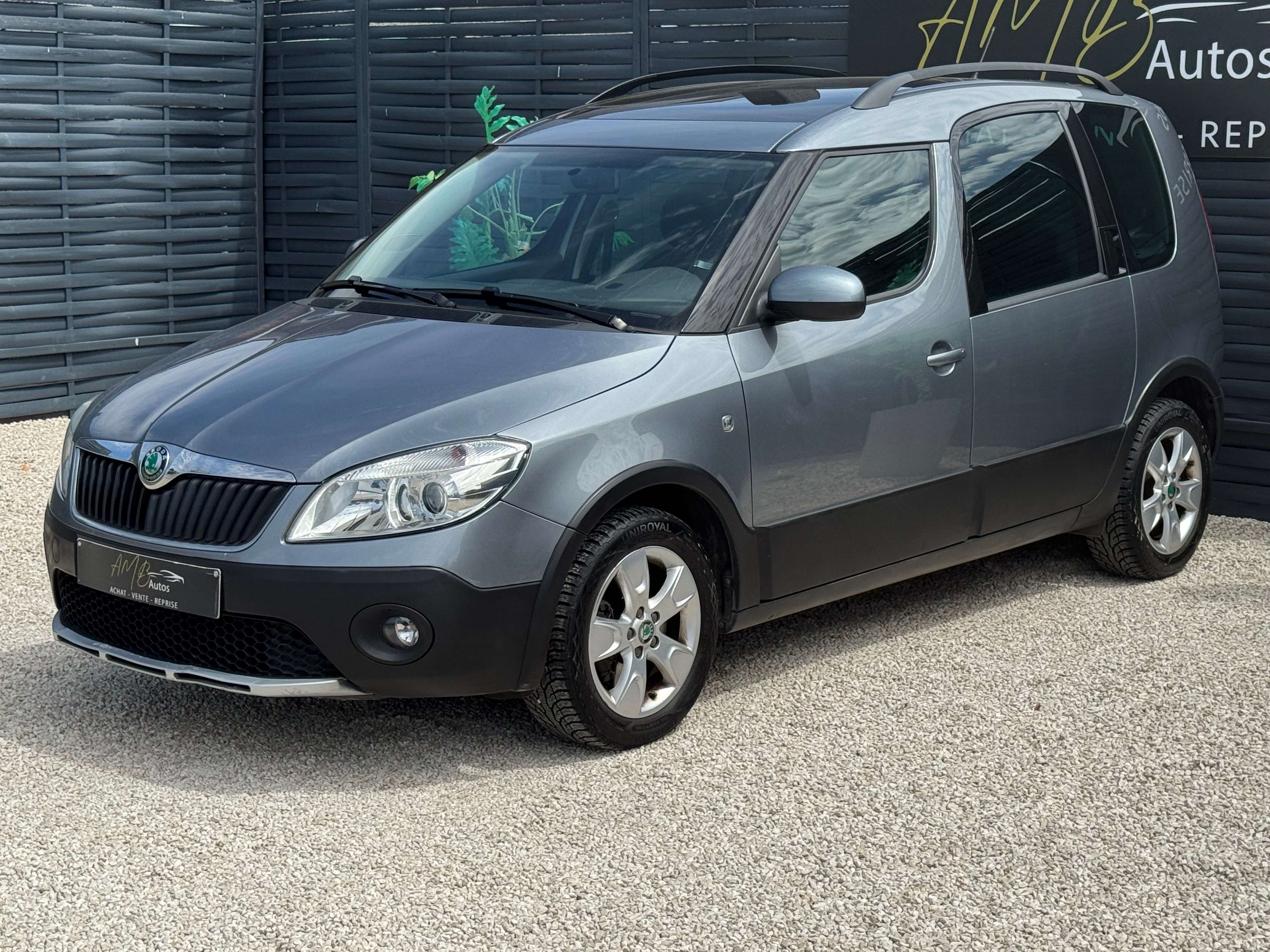 Skoda Roomster 1.2 TSI*/*BOITE AUTO+CAR PLAY+TOIT PANO+CLIM*/*