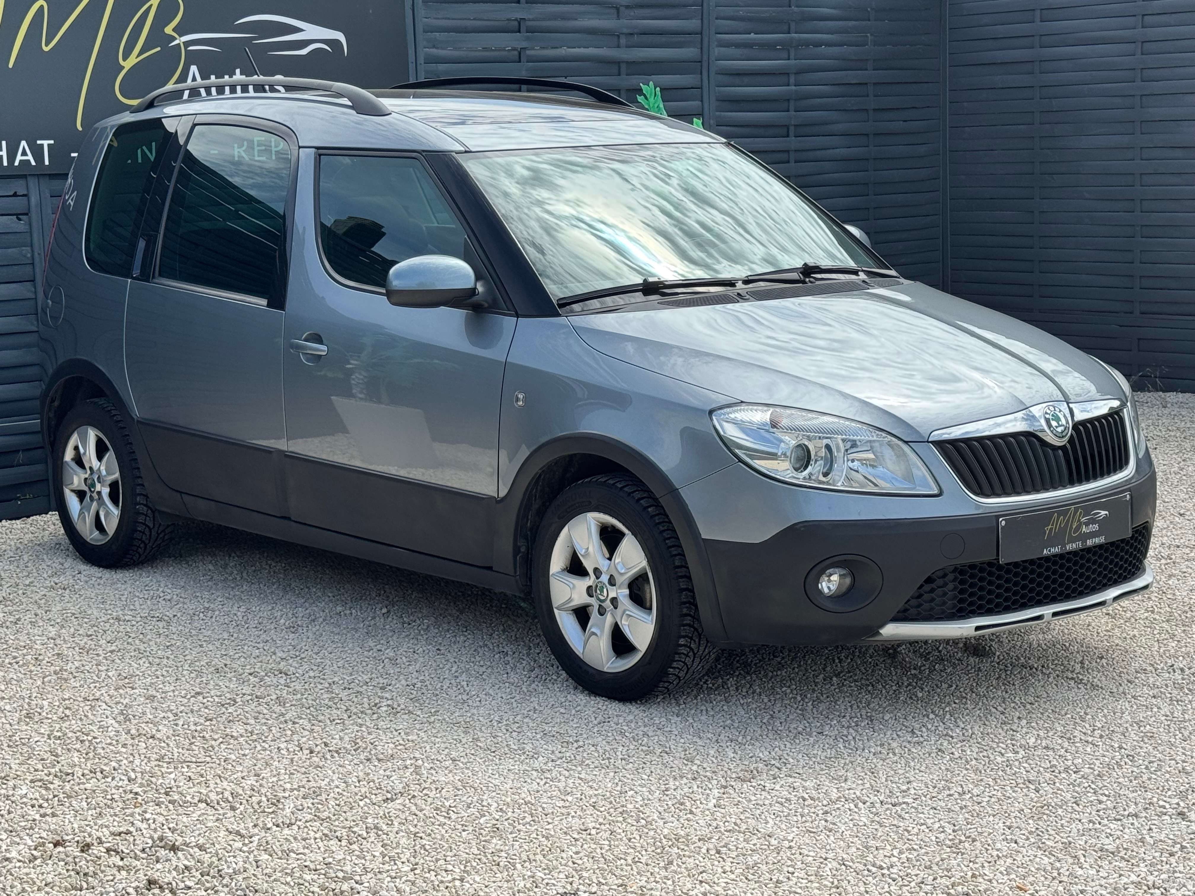 Skoda Roomster 1.2 TSI*/*BOITE AUTO+CAR PLAY+TOIT PANO+CLIM*/*