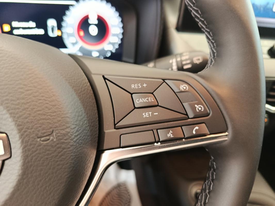 Nissan Juke II DIG-T 114 BVM6 N-Connecta