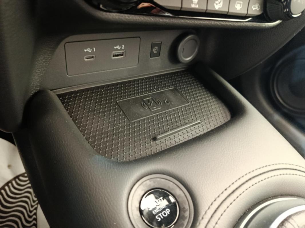 Nissan Juke II DIG-T 114 BVM6 N-Connecta