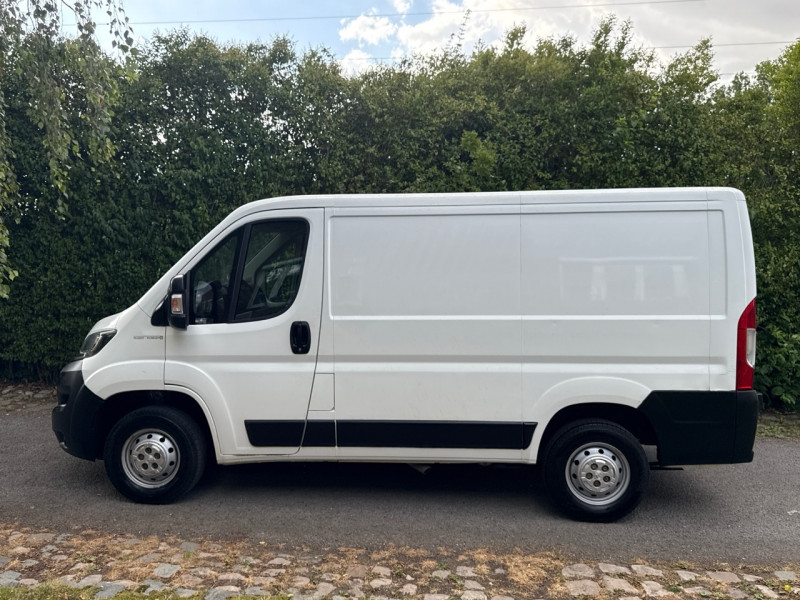 Peugeot BOXER FG 330 L1H1 2.0 HDI 110 PREMIUM PACK * 86.000KM * 2019 * 3 PLACES