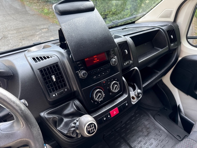 Peugeot BOXER FG 330 L1H1 2.0 HDI 110 PREMIUM PACK * 86.000KM * 2019 * 3 PLACES