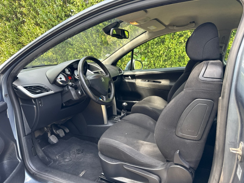 Peugeot 207 1.6 HDI 90CH PREMIUM PACK // JANTES ALU // REGULATEUR // GARANTIE
