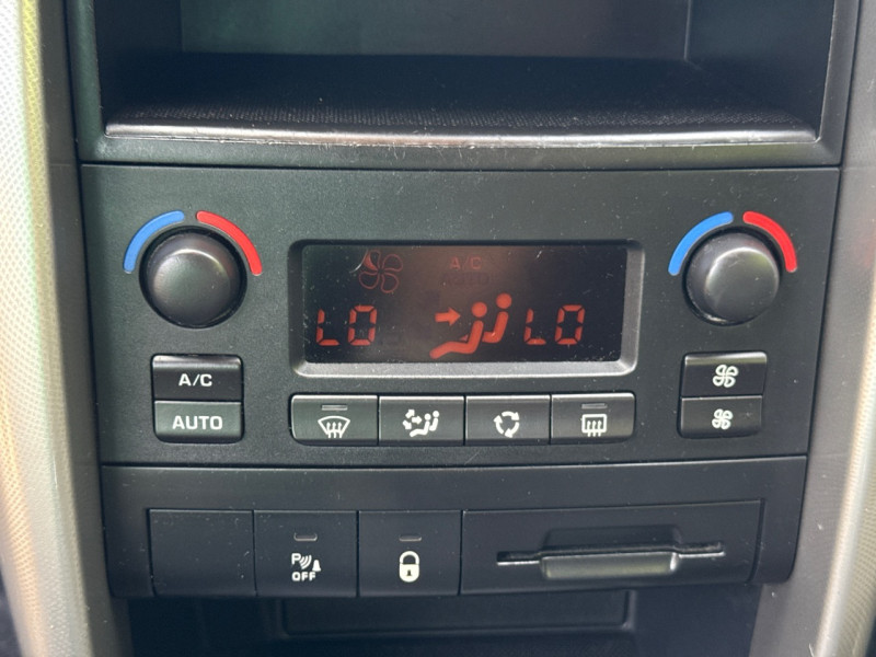 Peugeot 207 1.6 HDI 90CH PREMIUM PACK // JANTES ALU // REGULATEUR // GARANTIE