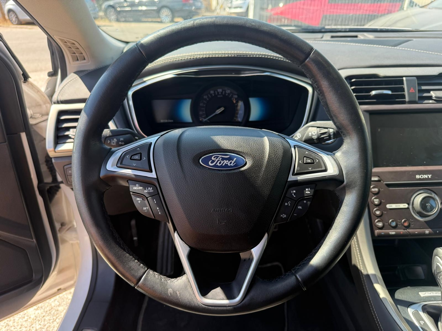 Ford MONDEO HYBRID 187CH VIGNALE BVA 4P
