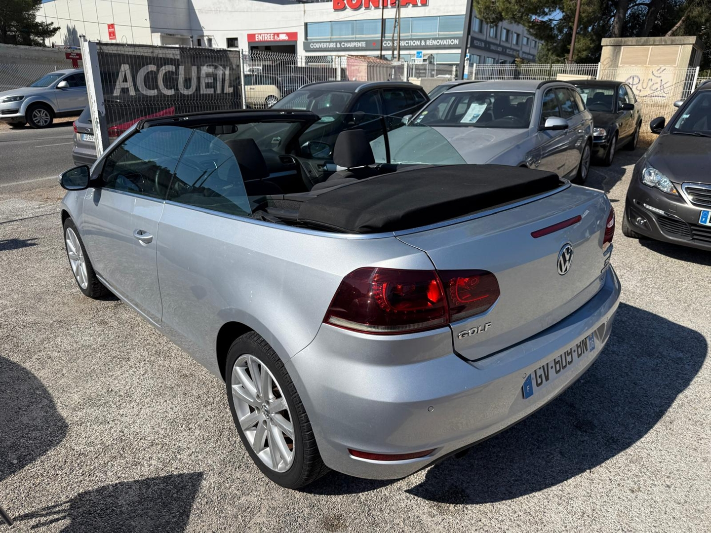Volkswagen GOLF VI CABRIOLET 1.2 TSI 105CH BLUEMOTION TECHNOLOGY