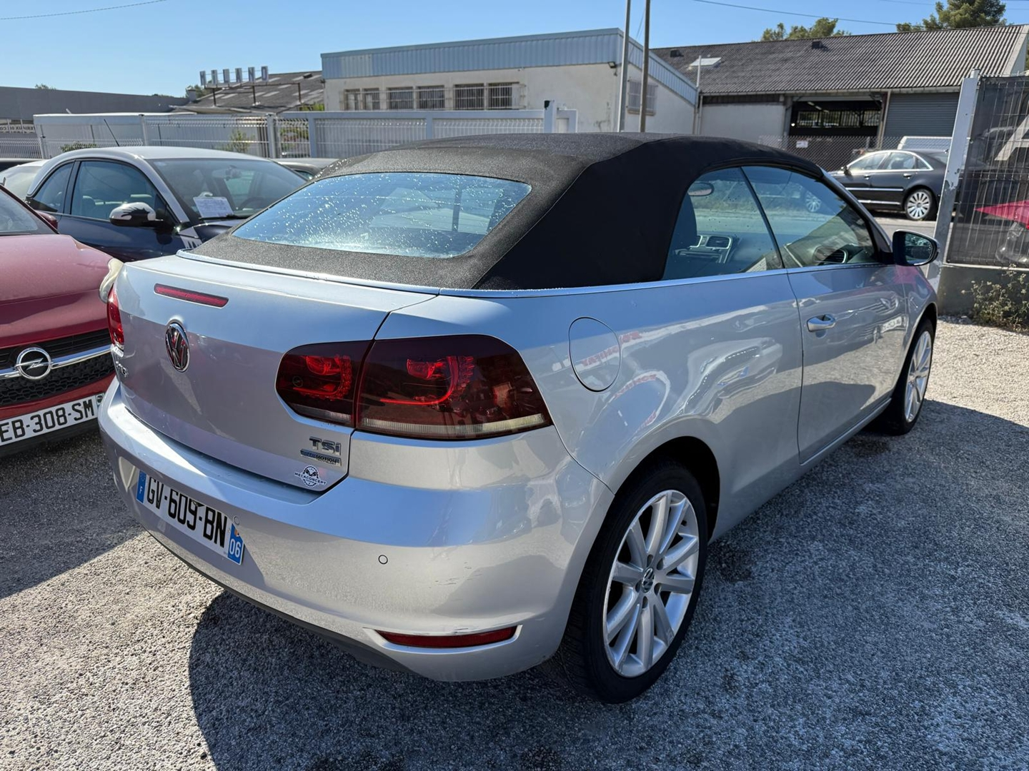 Volkswagen GOLF VI CABRIOLET 1.2 TSI 105CH BLUEMOTION TECHNOLOGY