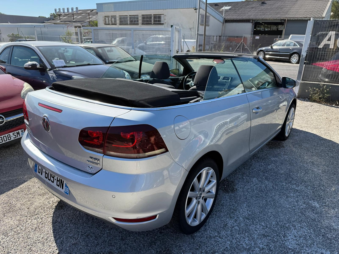 Volkswagen GOLF VI CABRIOLET 1.2 TSI 105CH BLUEMOTION TECHNOLOGY