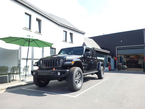 Jeep Gladiator 3.6 V6 Mojave Edition ** New 0 km**