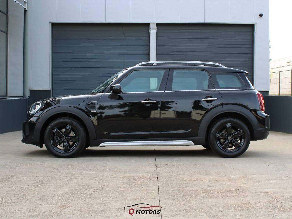 MINI One Countryman AUTOMAAT/LED/CARPLAY/CAMERA/HEATED SEATS/GARANTIE