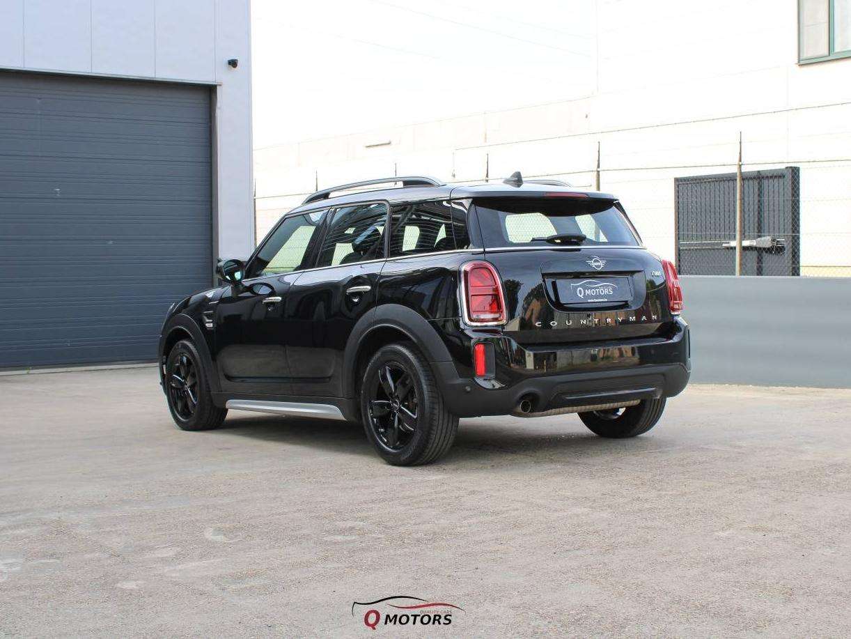 MINI One Countryman AUTOMAAT/LED/CARPLAY/CAMERA/HEATED SEATS/GARANTIE
