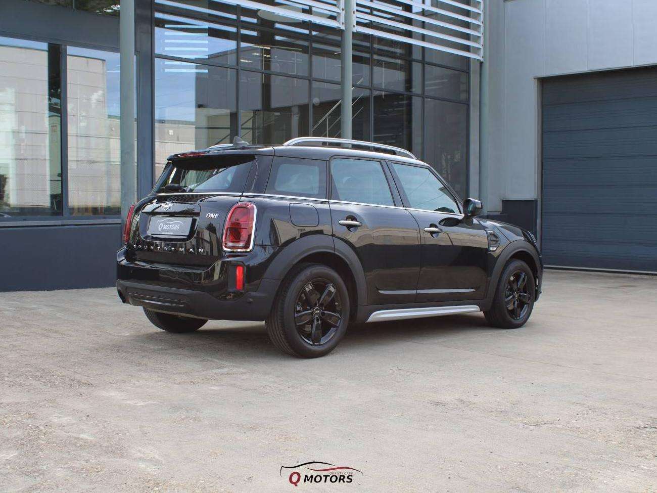MINI One Countryman AUTOMAAT/LED/CARPLAY/CAMERA/HEATED SEATS/GARANTIE
