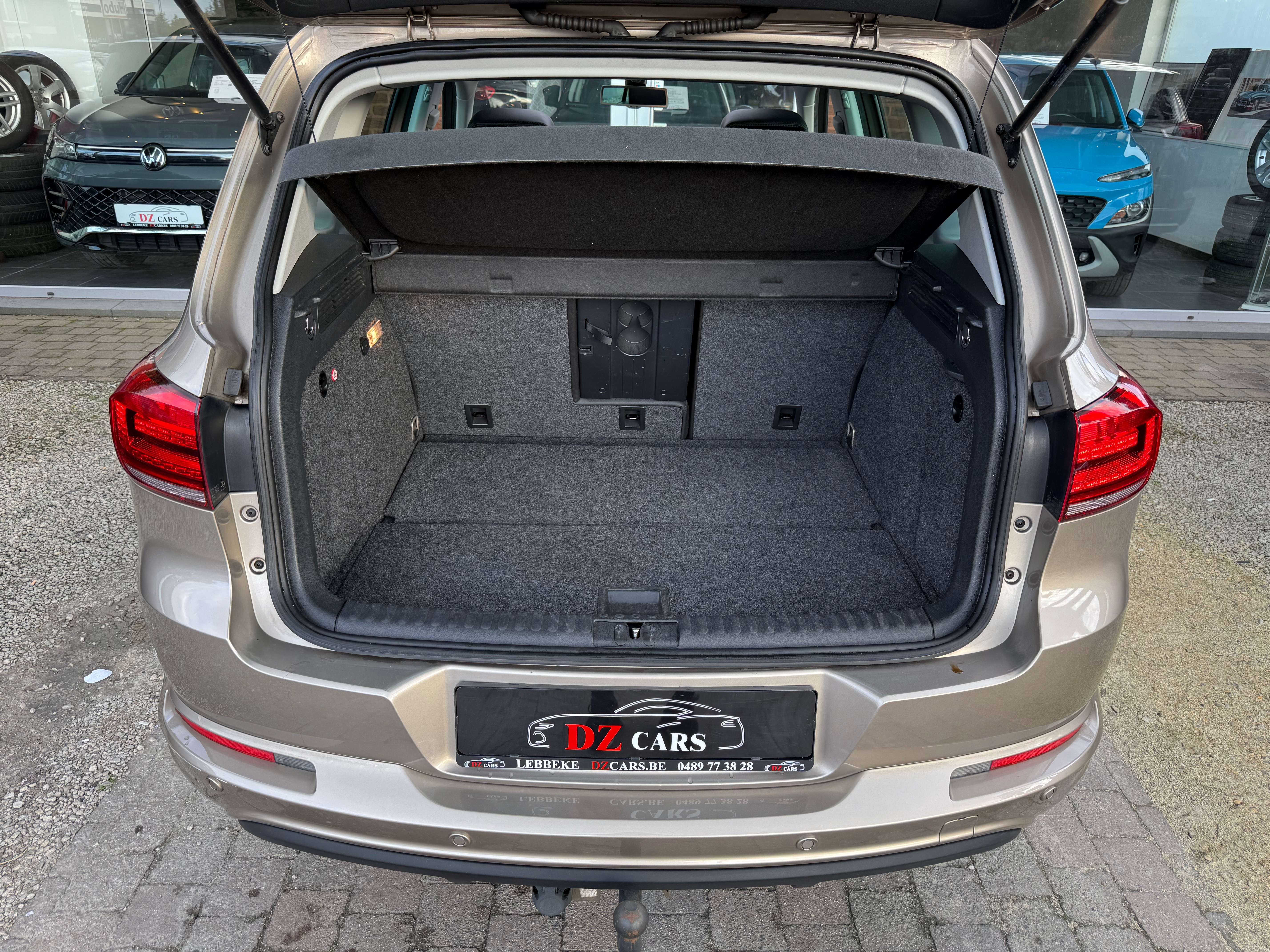 Volkswagen Tiguan R-LINE 1.4TSI 150PK DSG |✅NAVIGATIE | PANO DAK | LEDER | BLUETOOTH | TREKHAAK | ZETELVERWARMING |